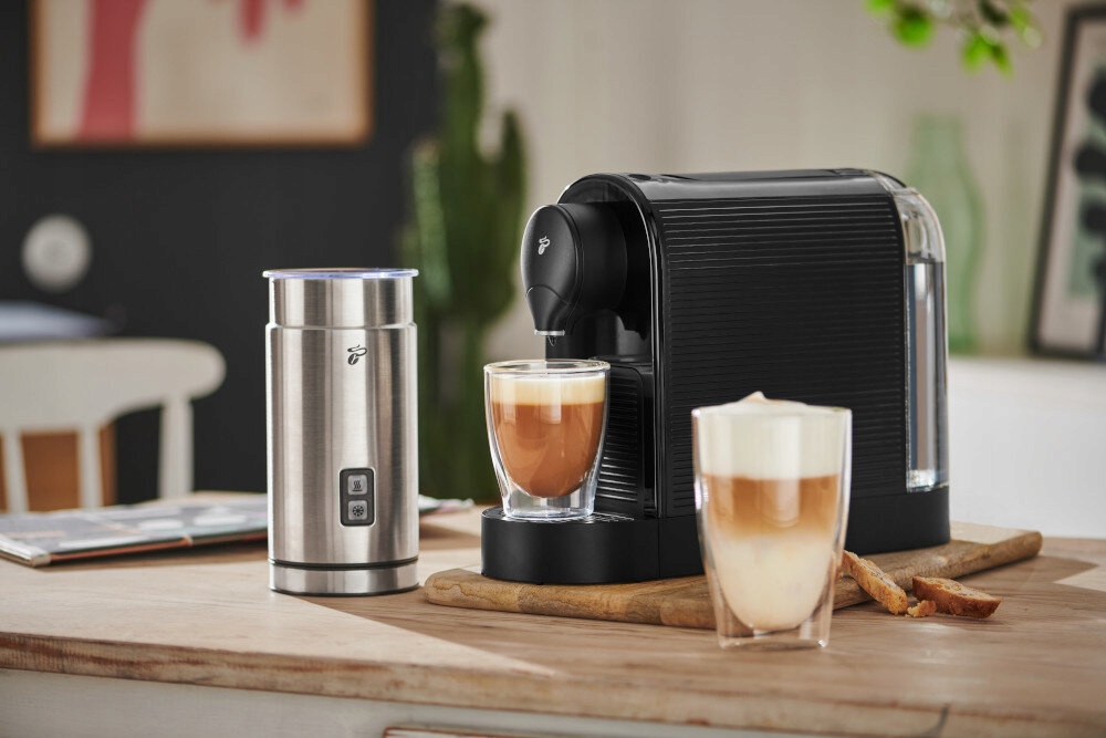 Ekspres Kapsułkowy TCHIBO Cafissimo Pure Plus Moc 1250 W