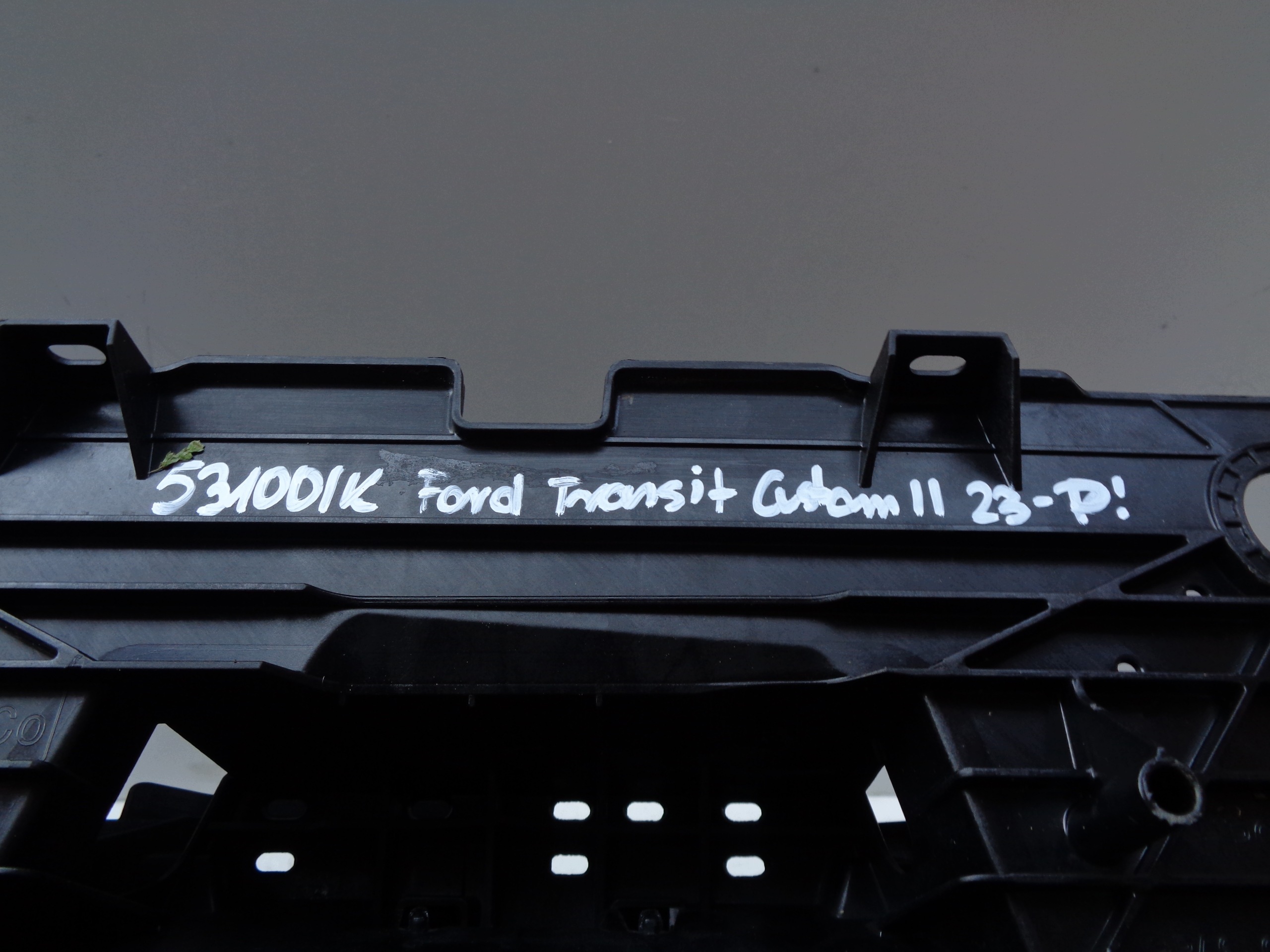 bar, wall front intake FORD TRANSIT CUSTOM II 23- NR 53100
