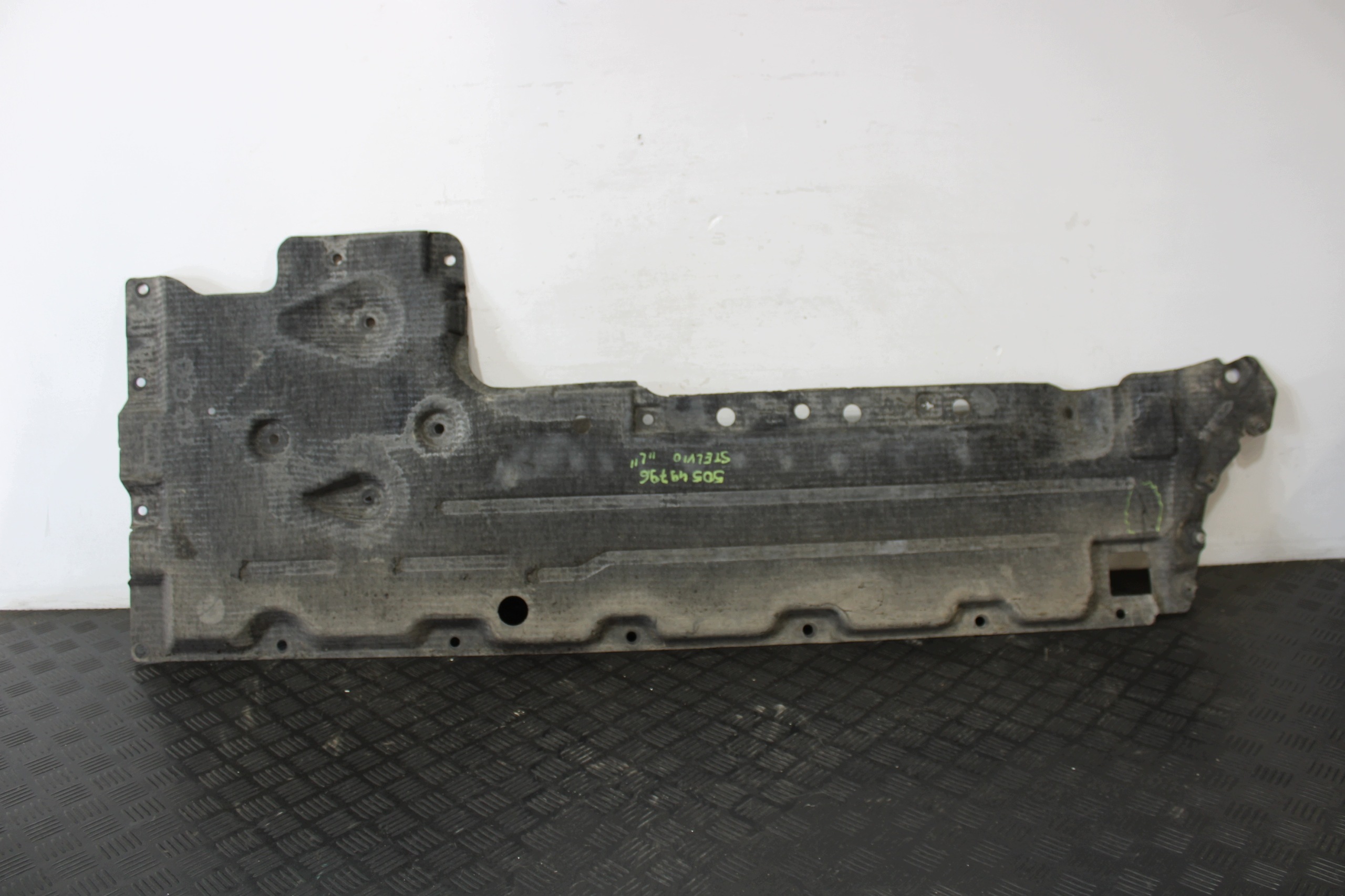 abdeckung Blende Abdeckung Unterfahrschutz links 50549796 ALFA ROMEO STELVIO