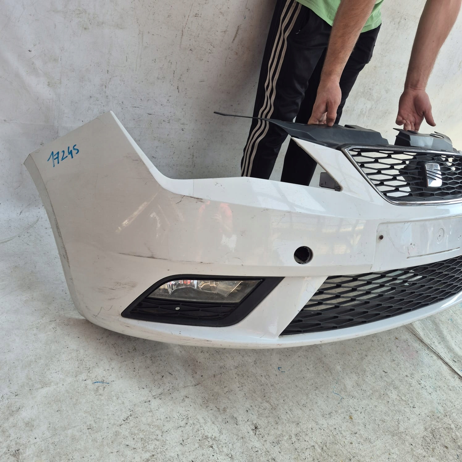 SEAT IBIZA IV 4 LIFT 12- bumper front front grill grid 6J0805903C