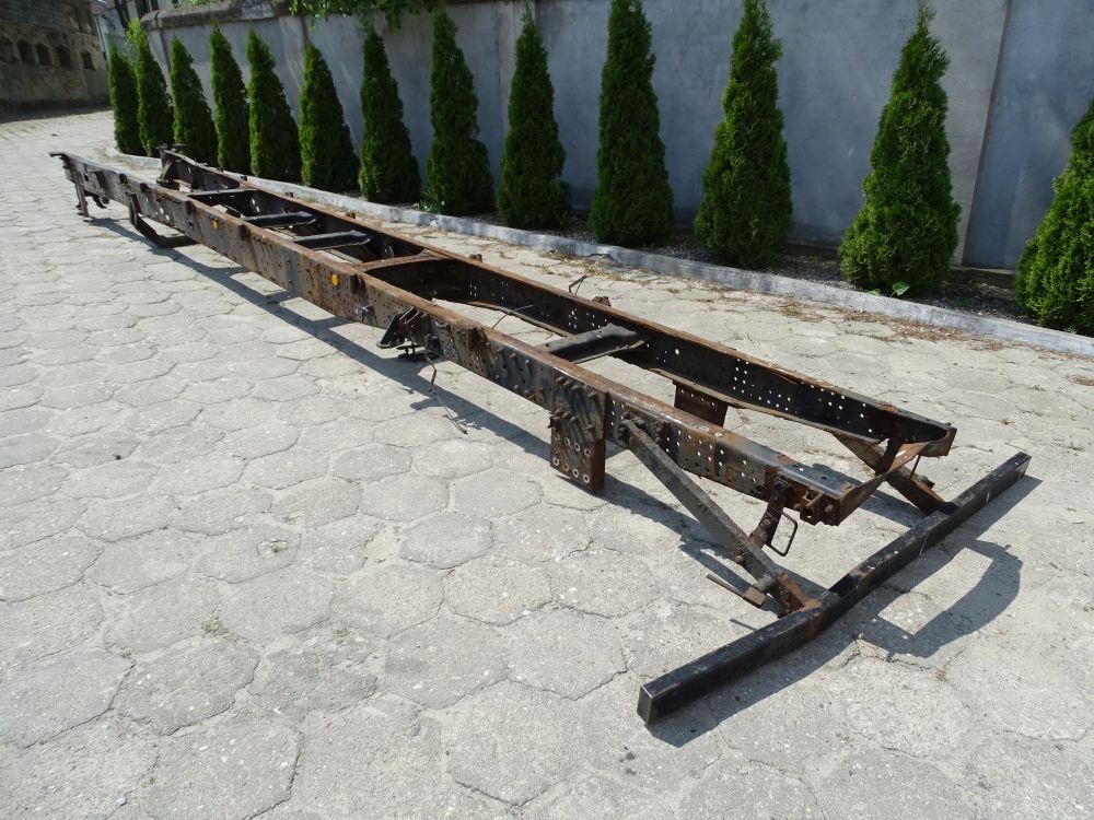 IVECO STRALIS 02 12 E3 4 5 RAMA 945CM 40