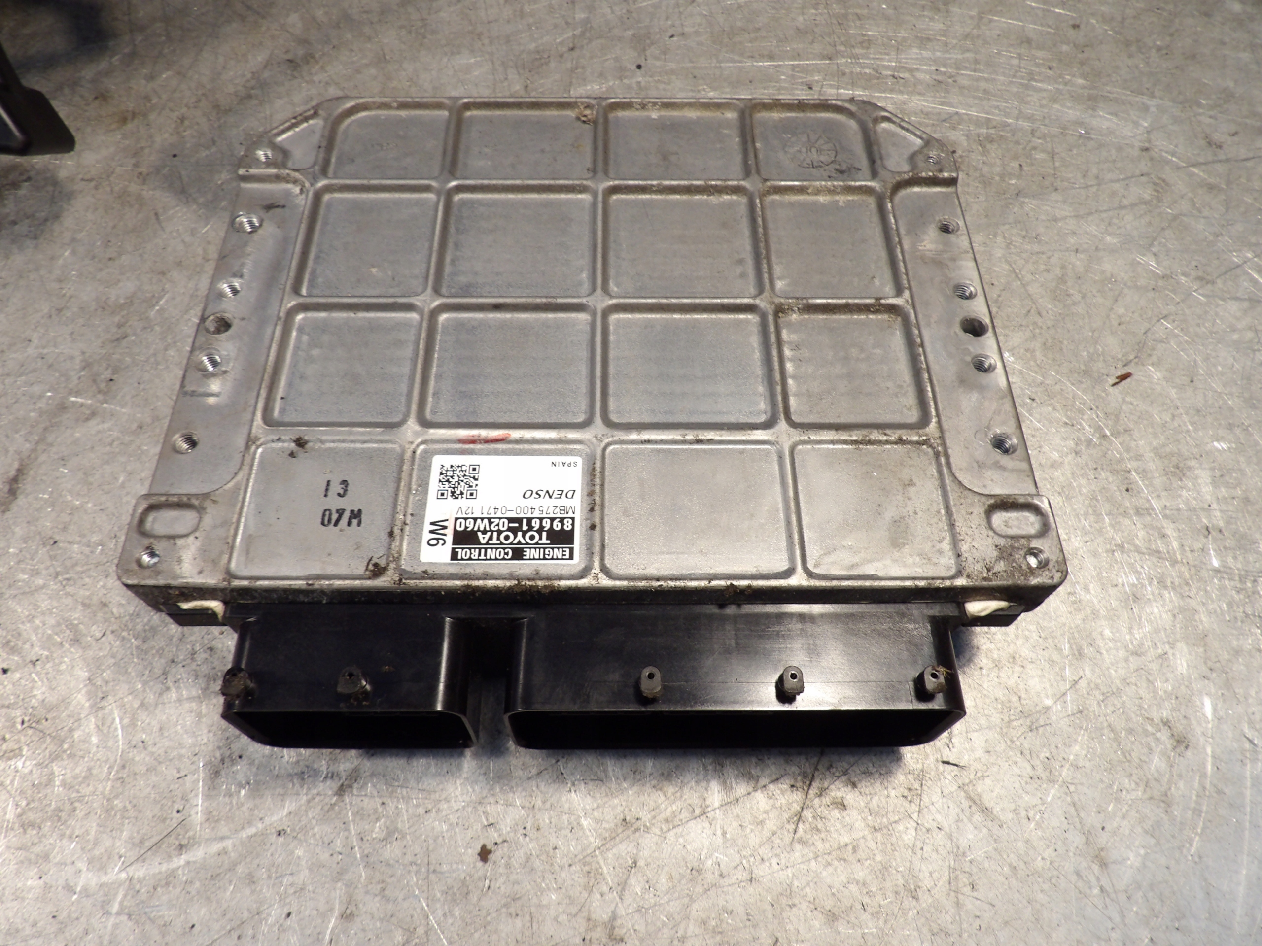 Toyota Corolla E15 computer, control unit 89661-02W60 MB275400-0471