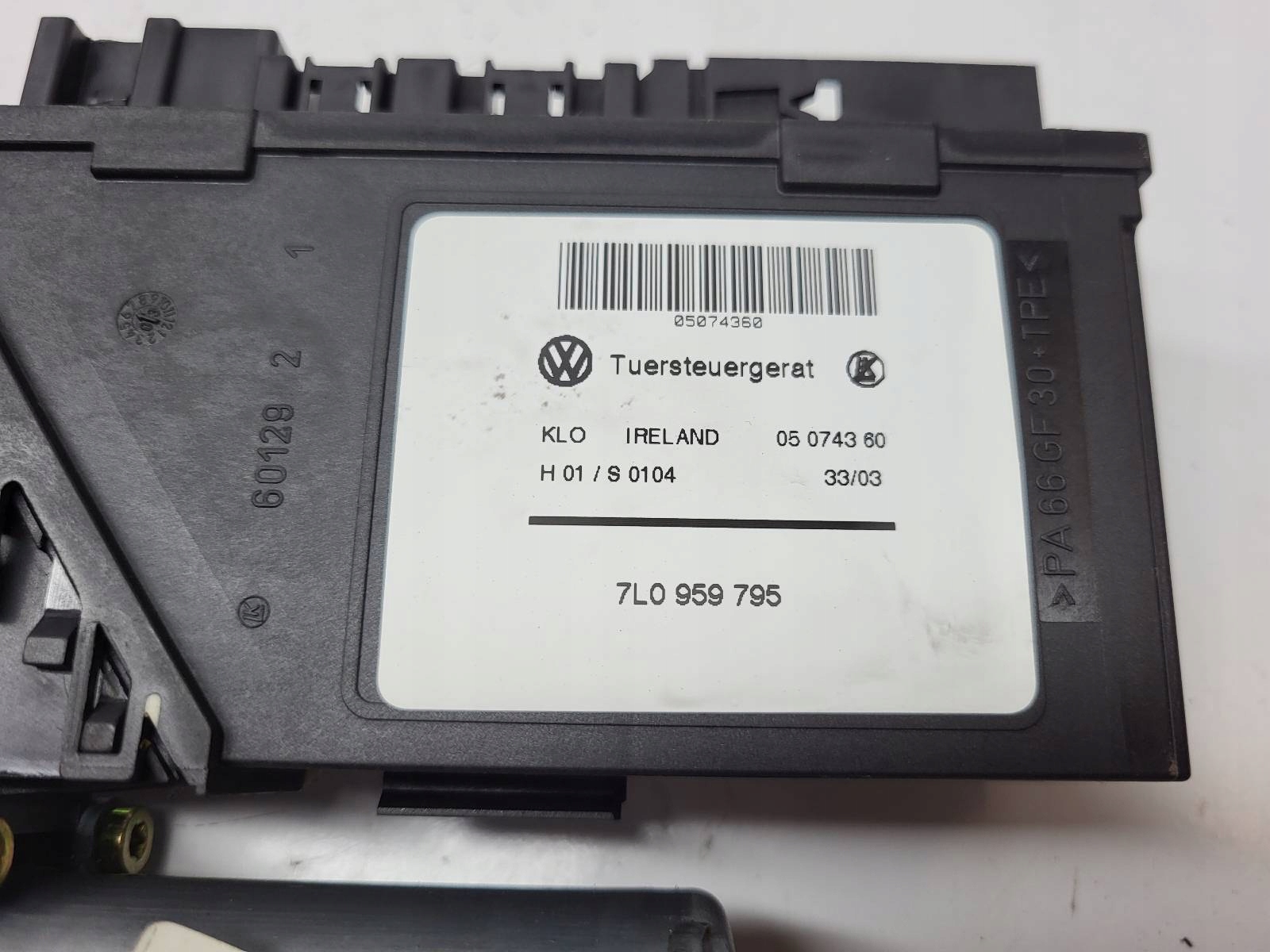 mini motor windows left rear part VW TOUAREG 7L 2.5 R5 TDI 7L0959795
