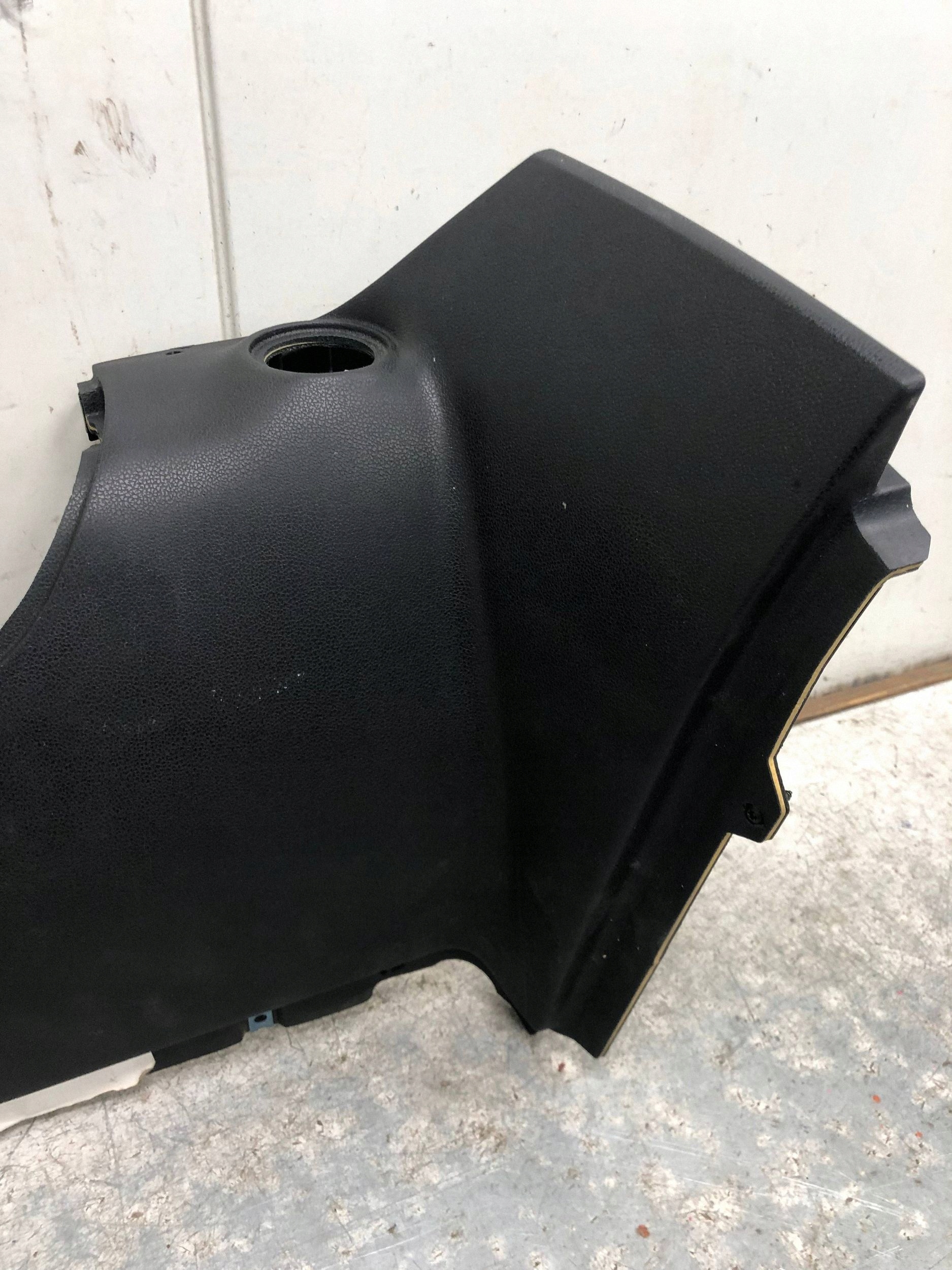 cover consoles lower MERCEDES ML W164 A1646803587