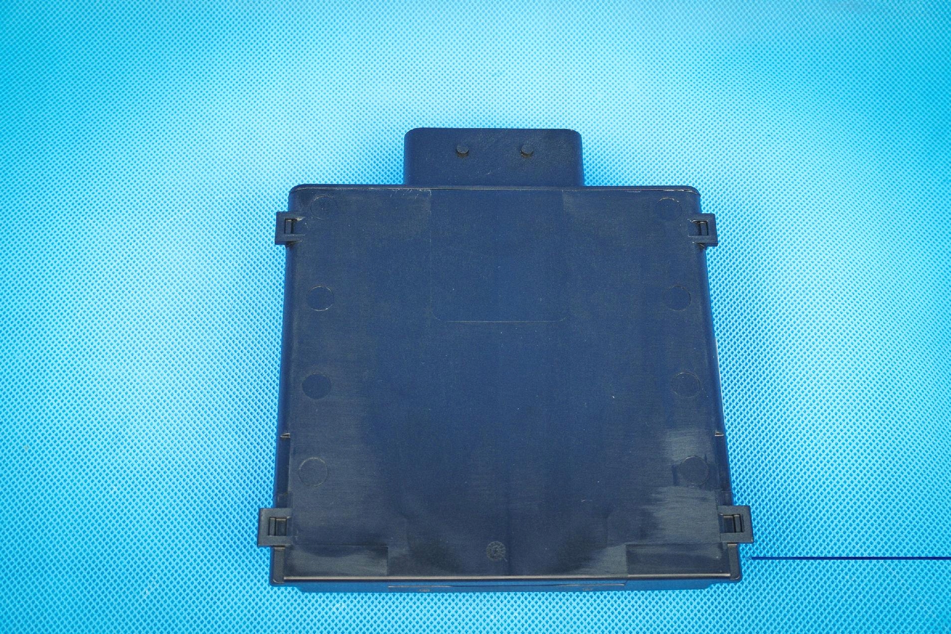 Stabilizator di tensione Audi A4 A5 Q3 Q5 8K0959663F