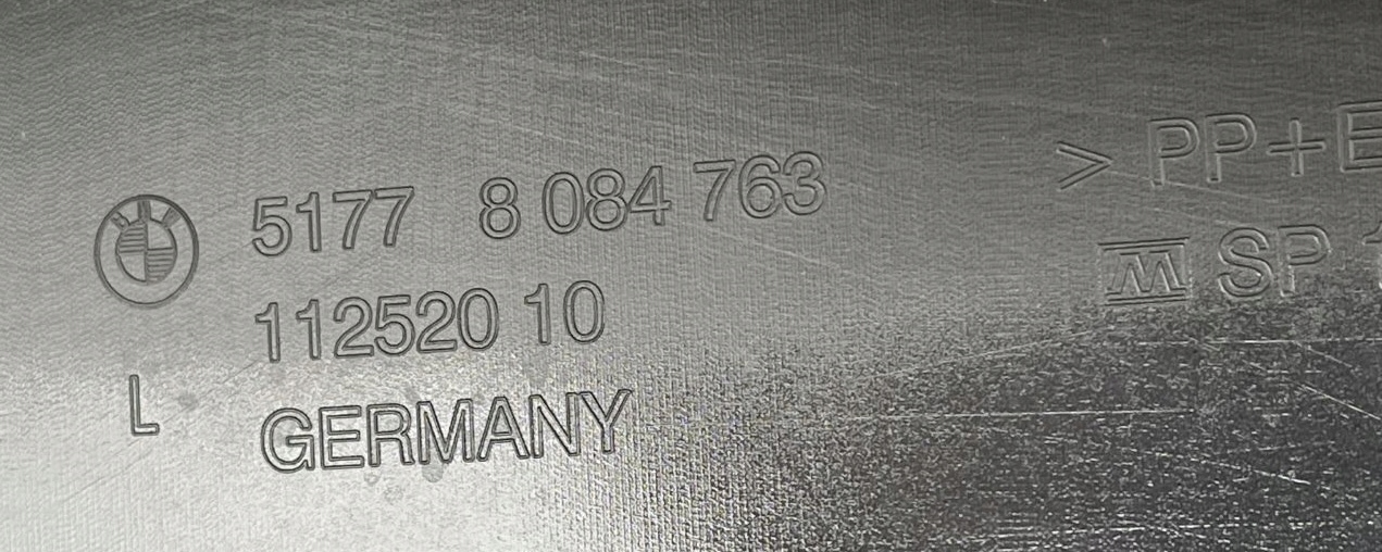 LPA337 BMW 5 G60 G61 2023- m-packet moulding threshold left 8084763
