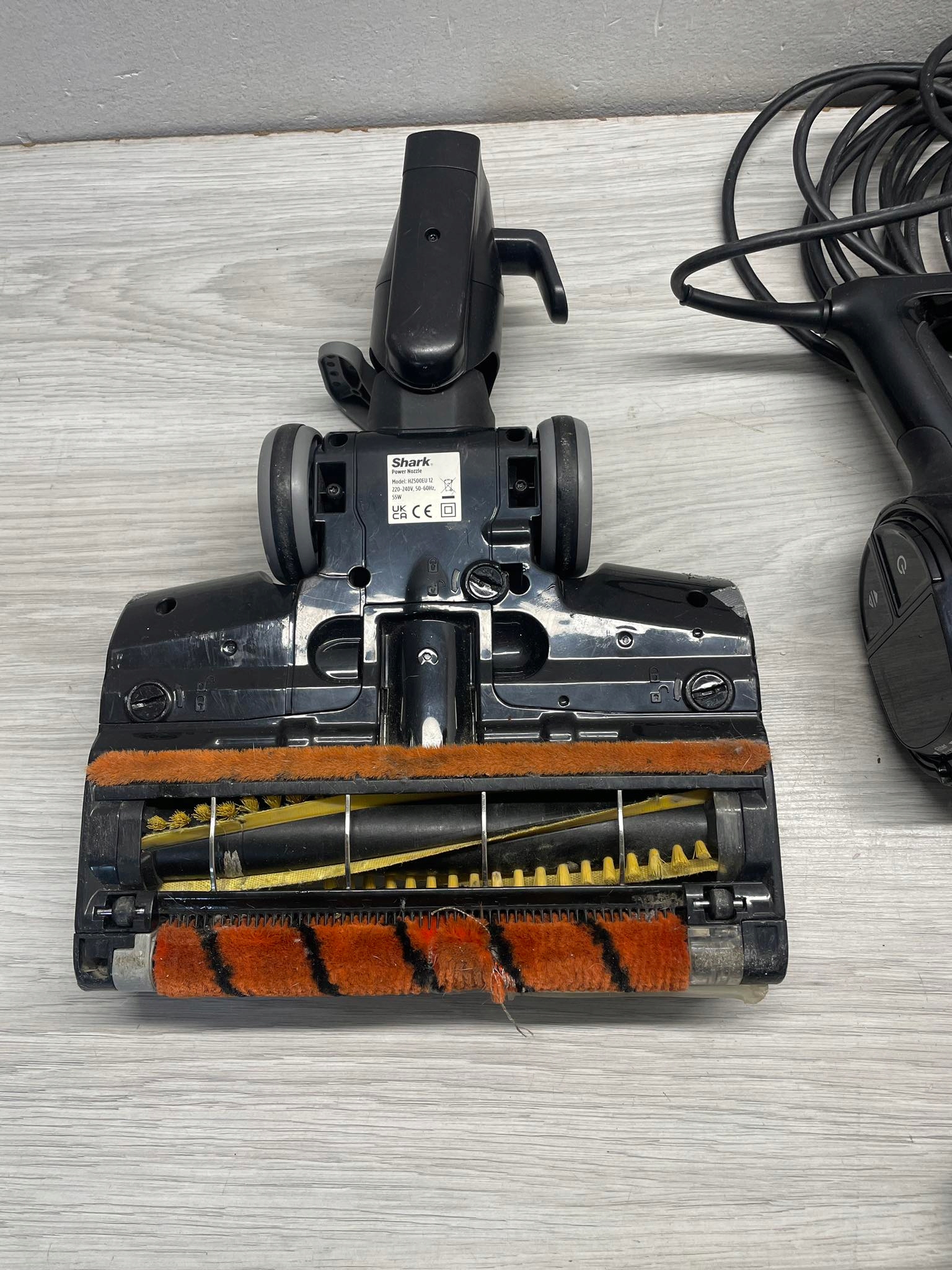 Odkurzacz pionowy Shark HZ500EU fioletowy USZKODZONY Model HZ500EU