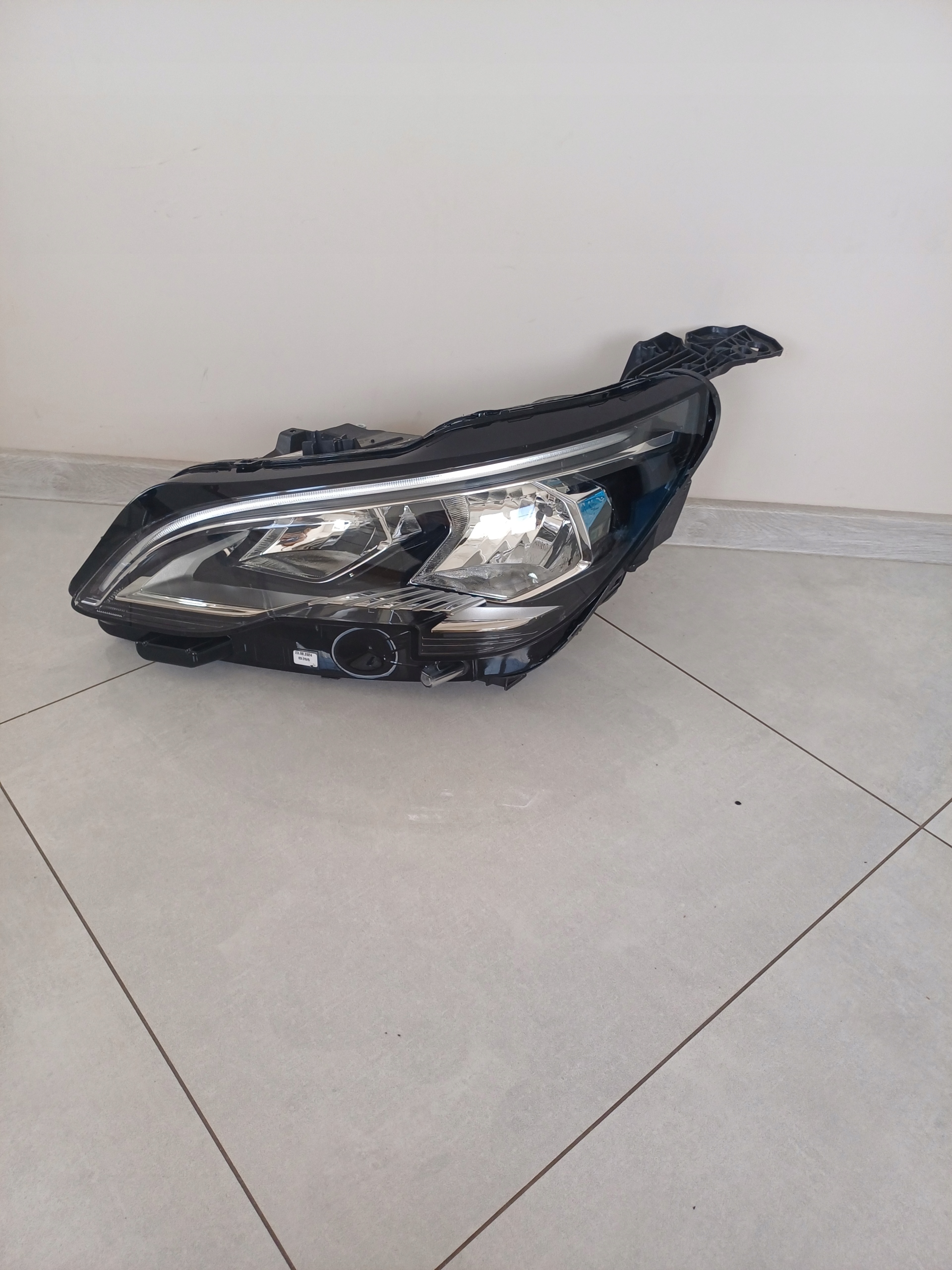 light left front front PEUGEOT 3008 5008 II 2 90094692
