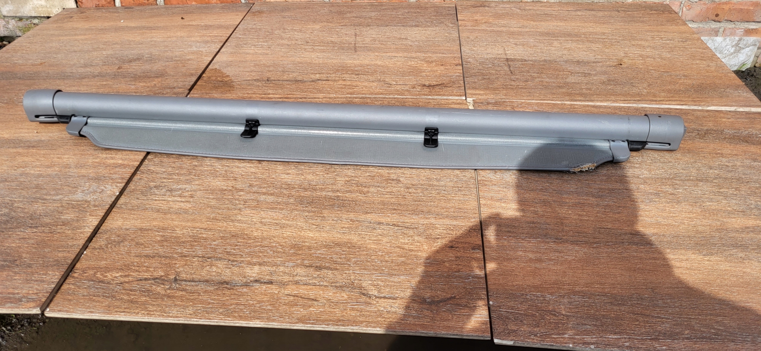 JEEP CHEROKEE KJ LIBERTY 01-07 ROLETA BAGAŻNIKA SZARA