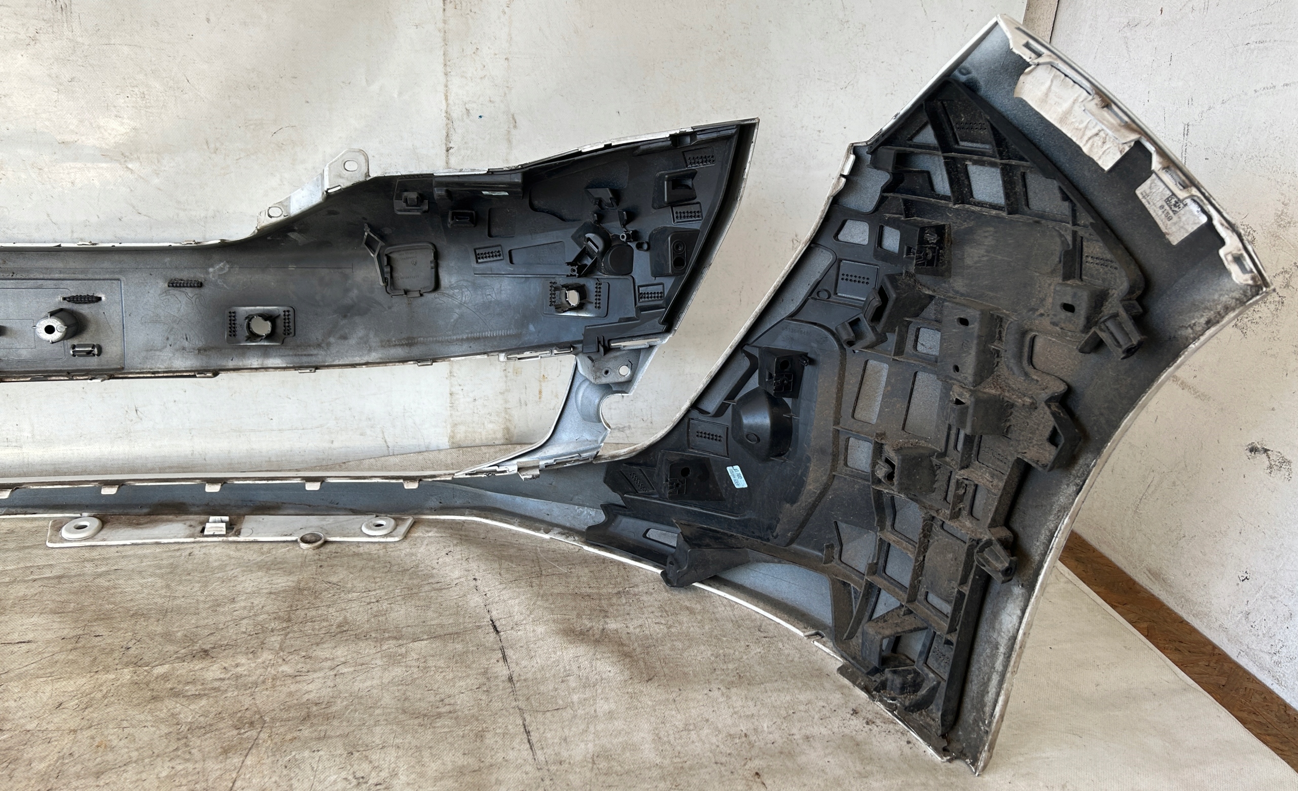 bumper front front PEUGEOT 508 II 18- PDC