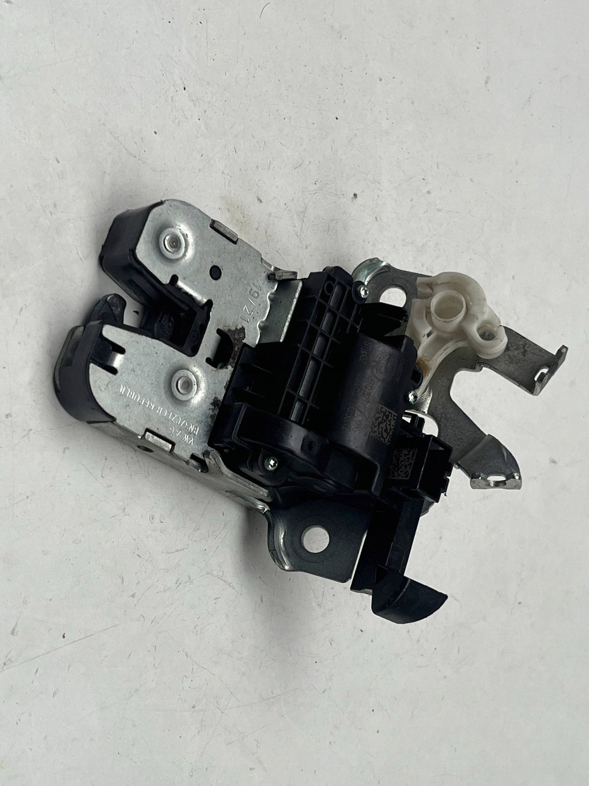 lock bonnet boot SEAT ATECA 5F0827505 @M