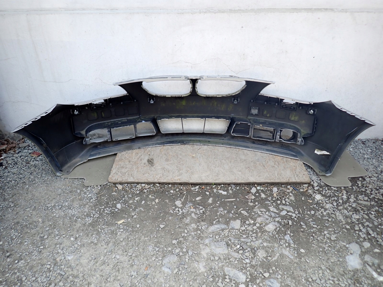 bumper front front BMW 5 V E60 E61 2003-2006R 51117033694