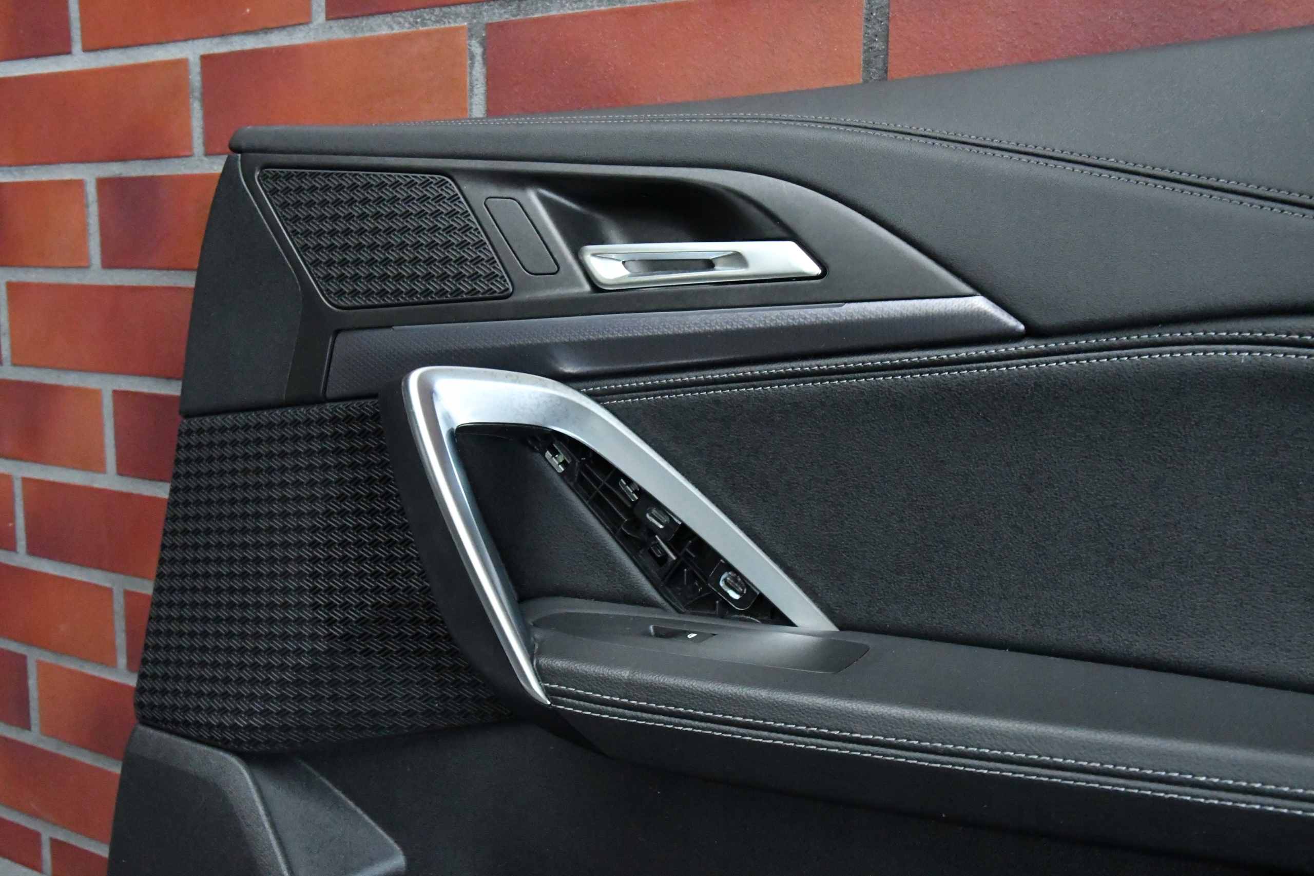 upholstery door right front side door BMW X2 U10
