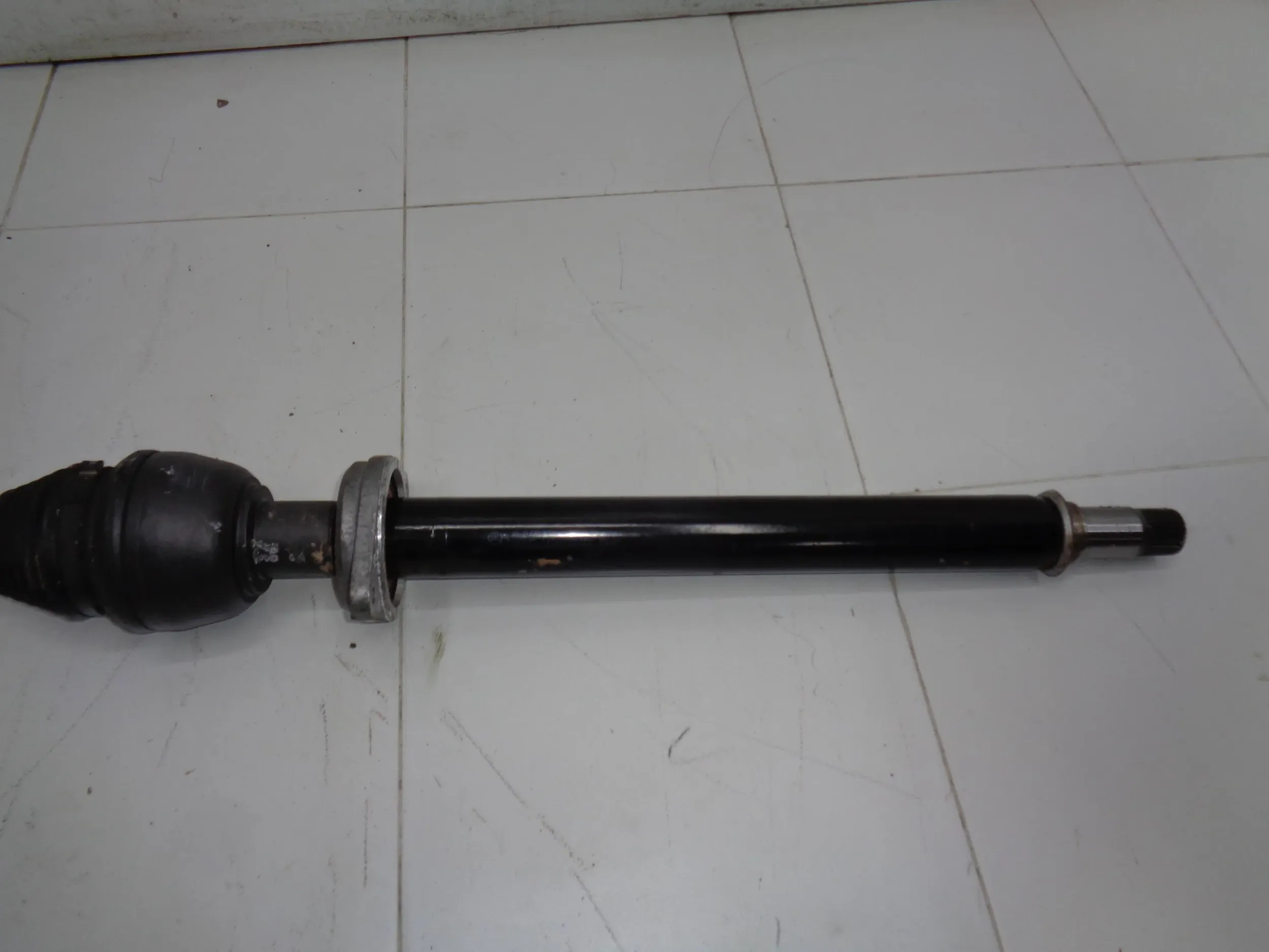 MERCEDES GLA W156 X156 4MATIC semi-axis right front A2463309500