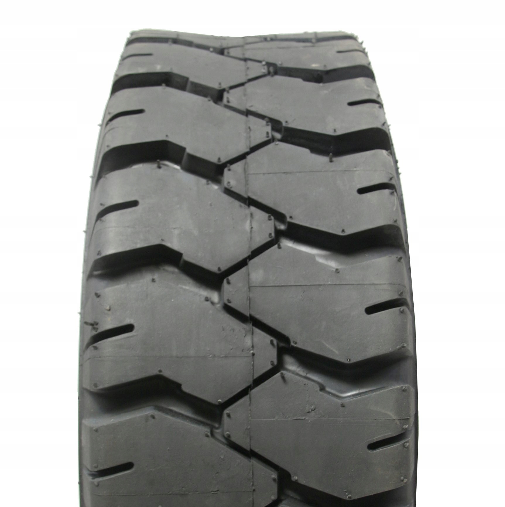 Шины Trayal D45S 8.15-15 всесезонные