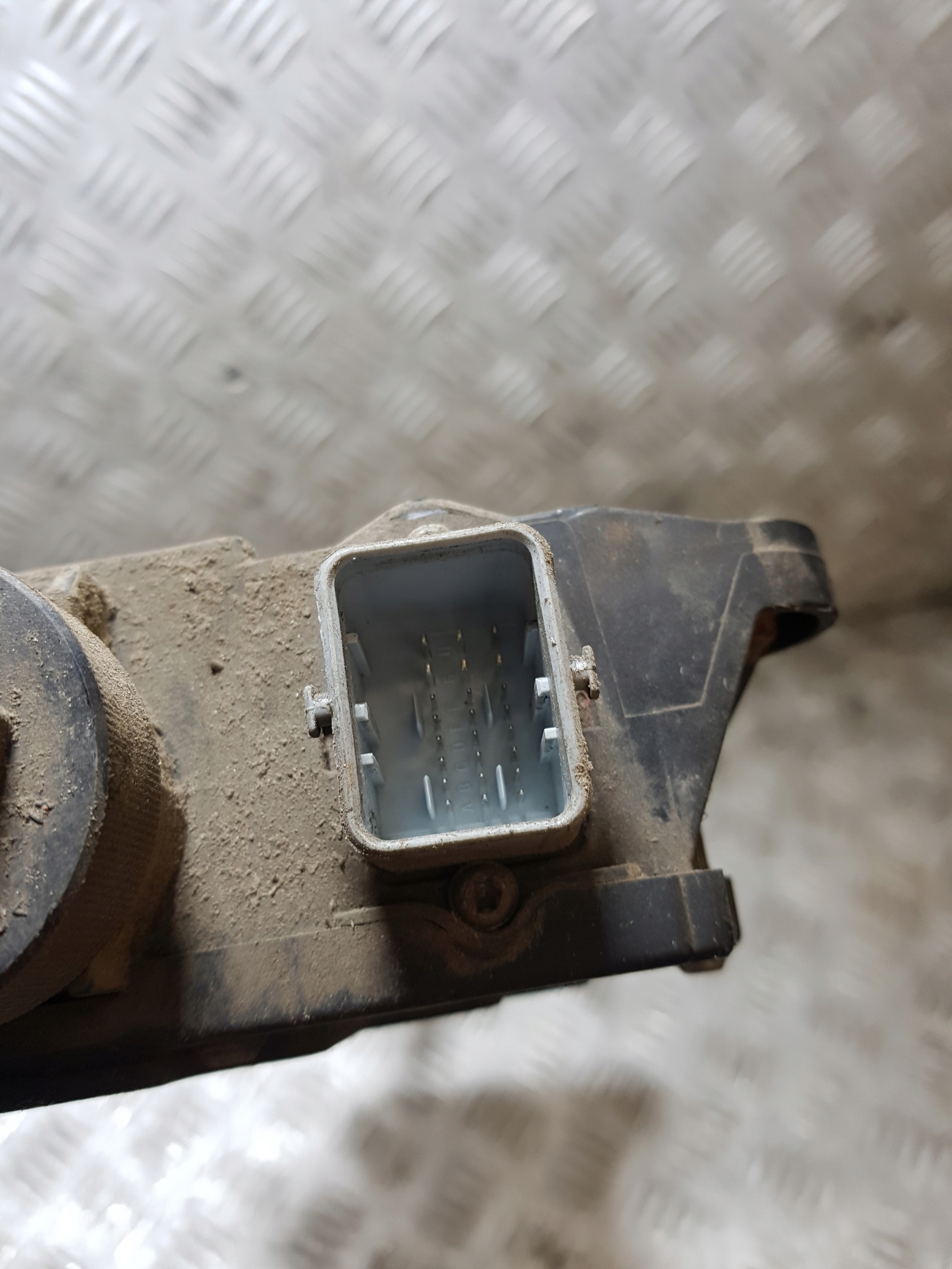Mécanisme Électrique Frein POSTOJOWEGO RENAULT SCENIC 2 8200353610