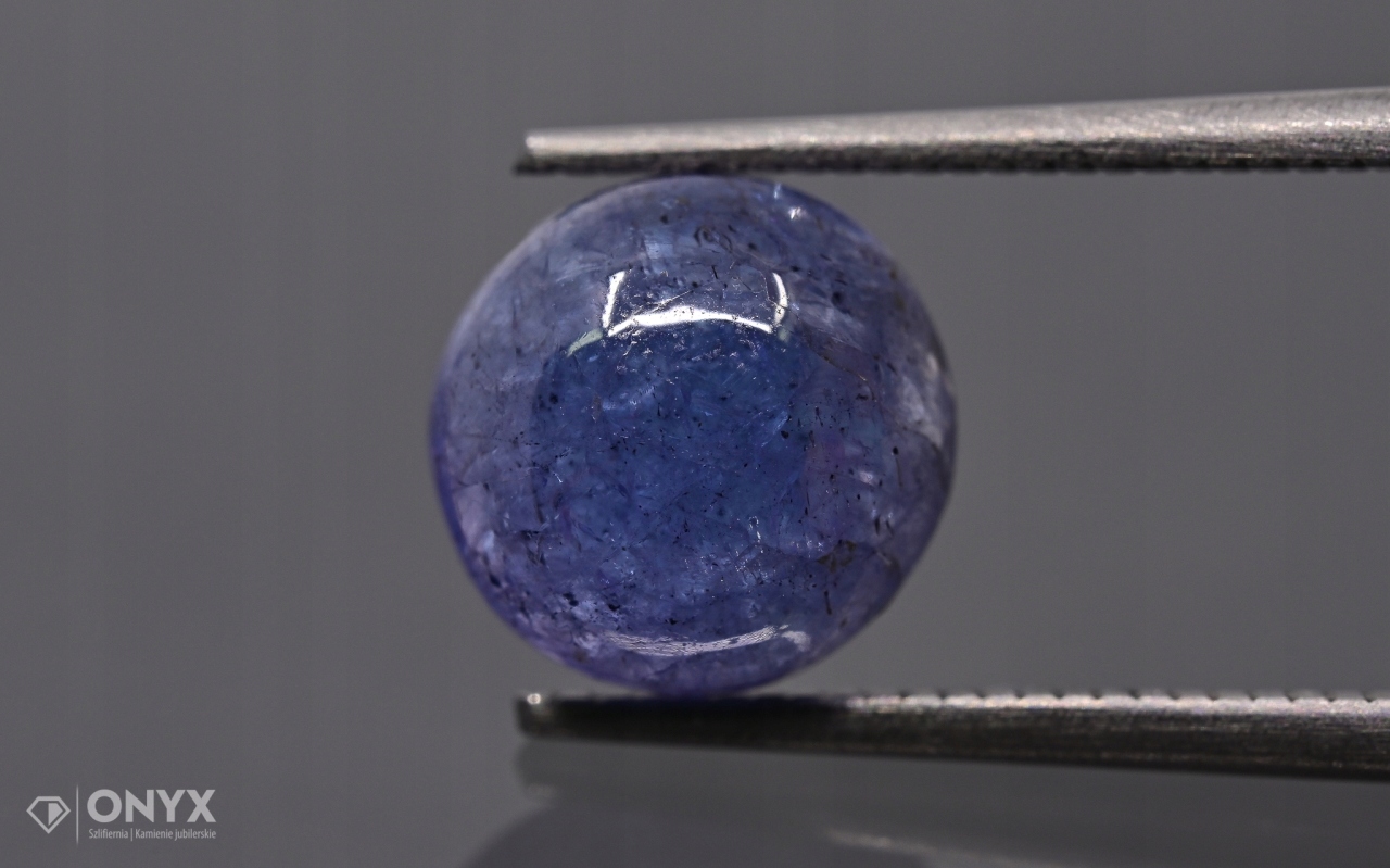Tanzanit kabošon kulatý fi 8 mm