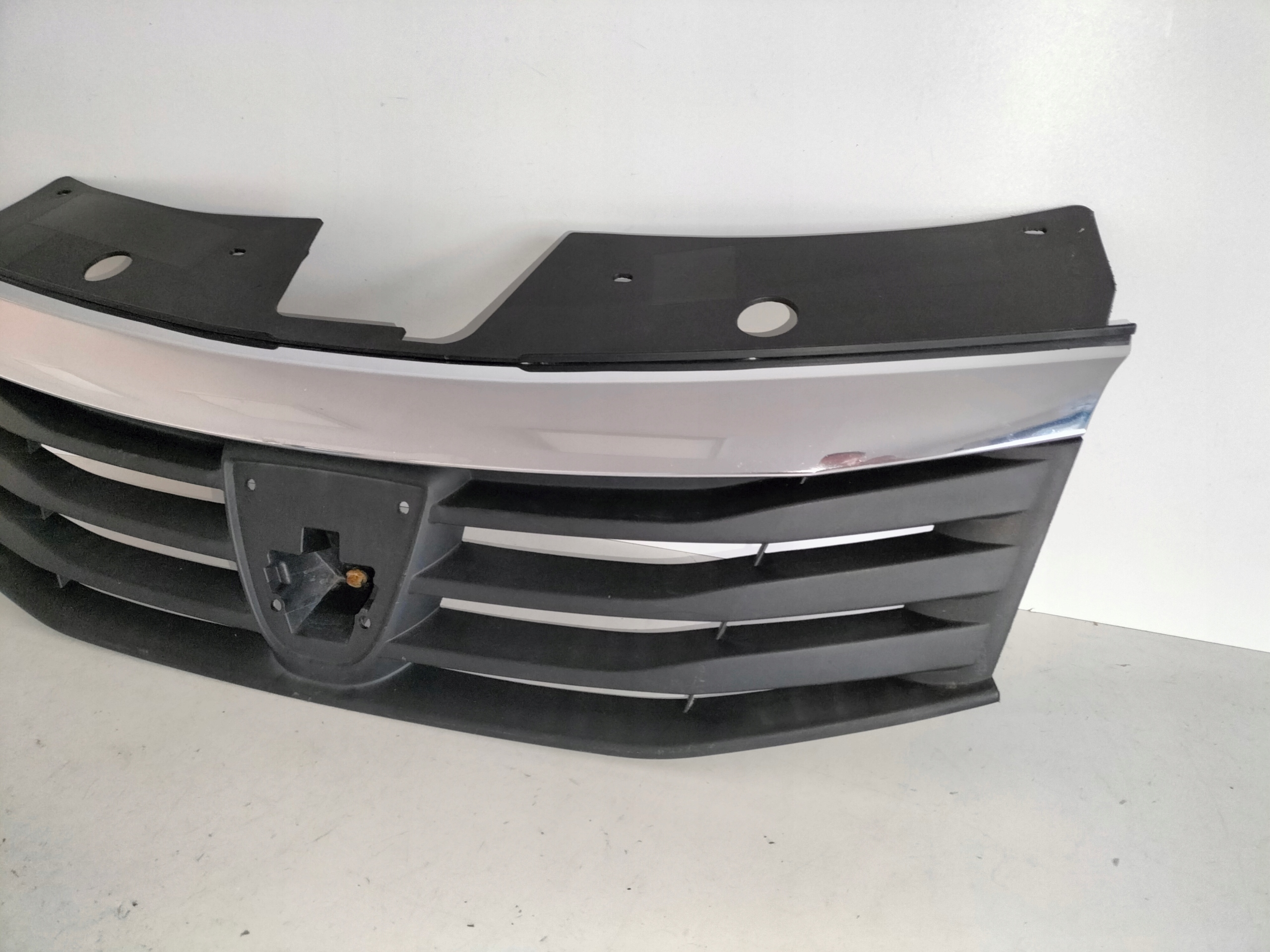 grille grid grill DACIA SANDERO and 08-12