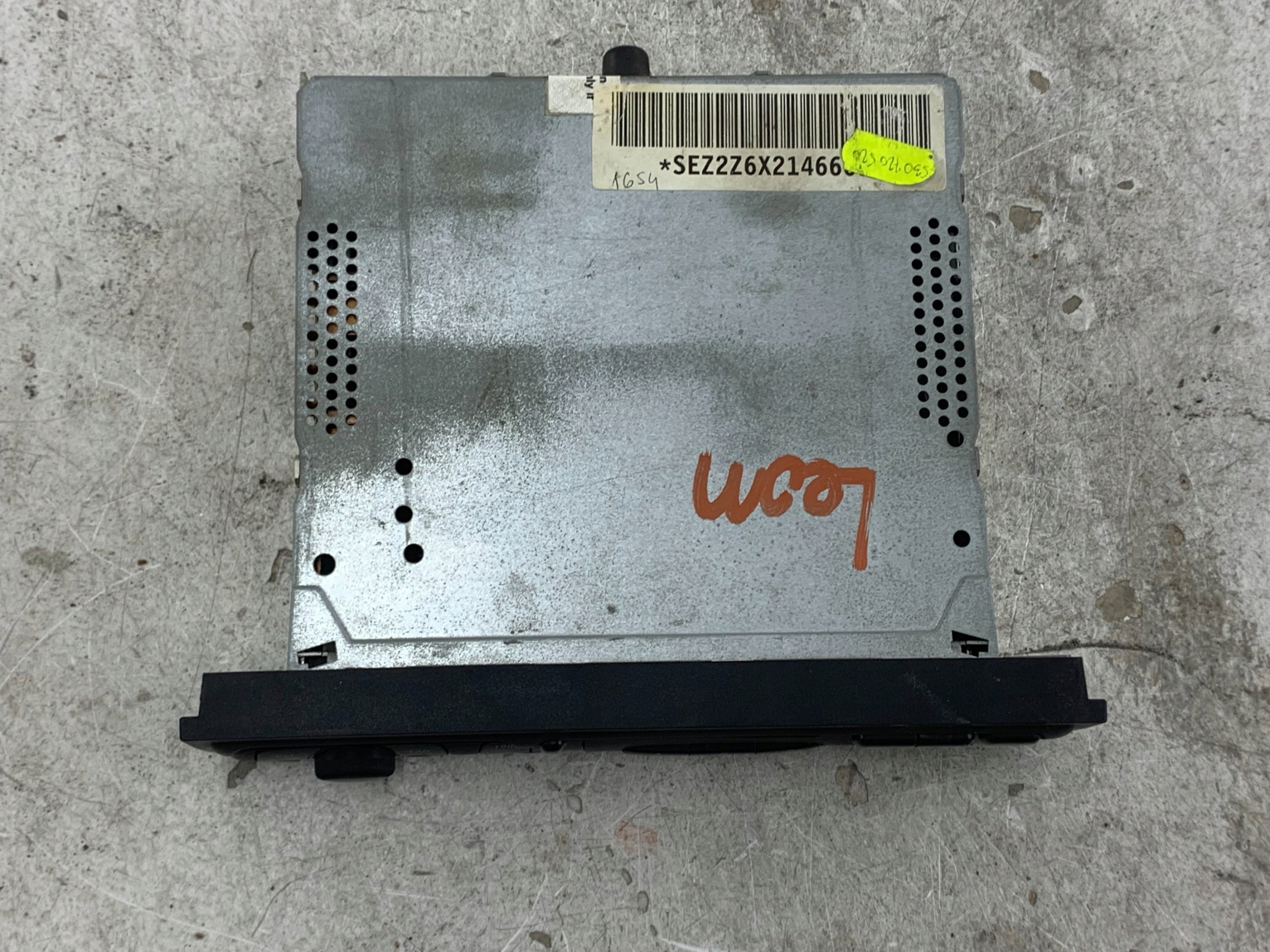 RADIO SEAT TOLEDO II 1M0035186B TUNER