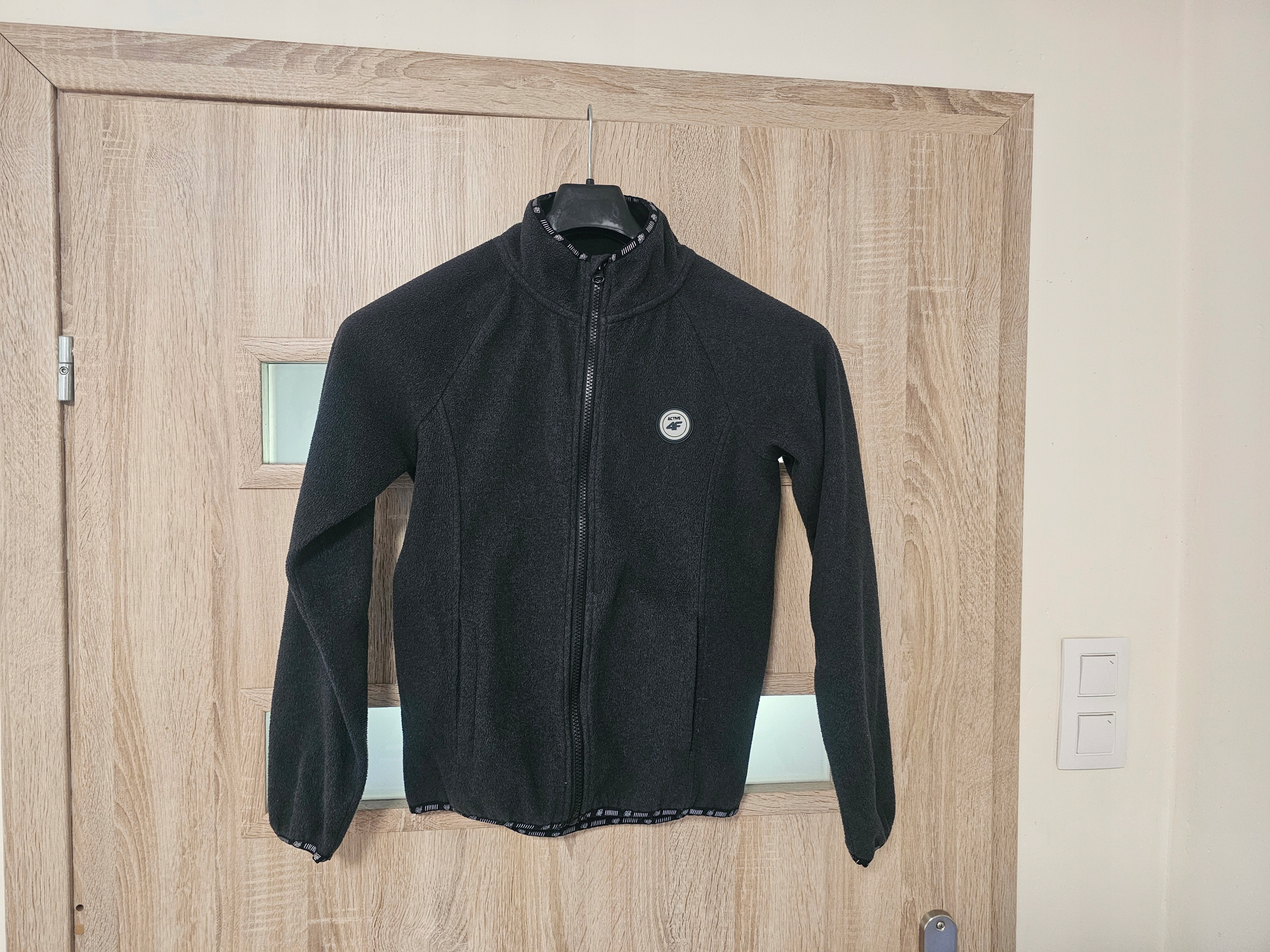 Bluza polar dziecięcy 4F rozmiar 158 Kod producenta 089767978