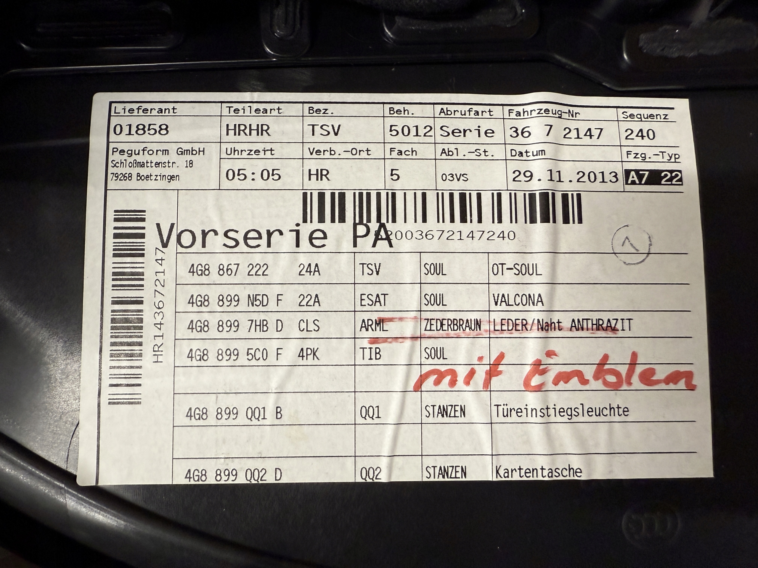 AUDI A7 4G side door right rear part leather design SELECTION