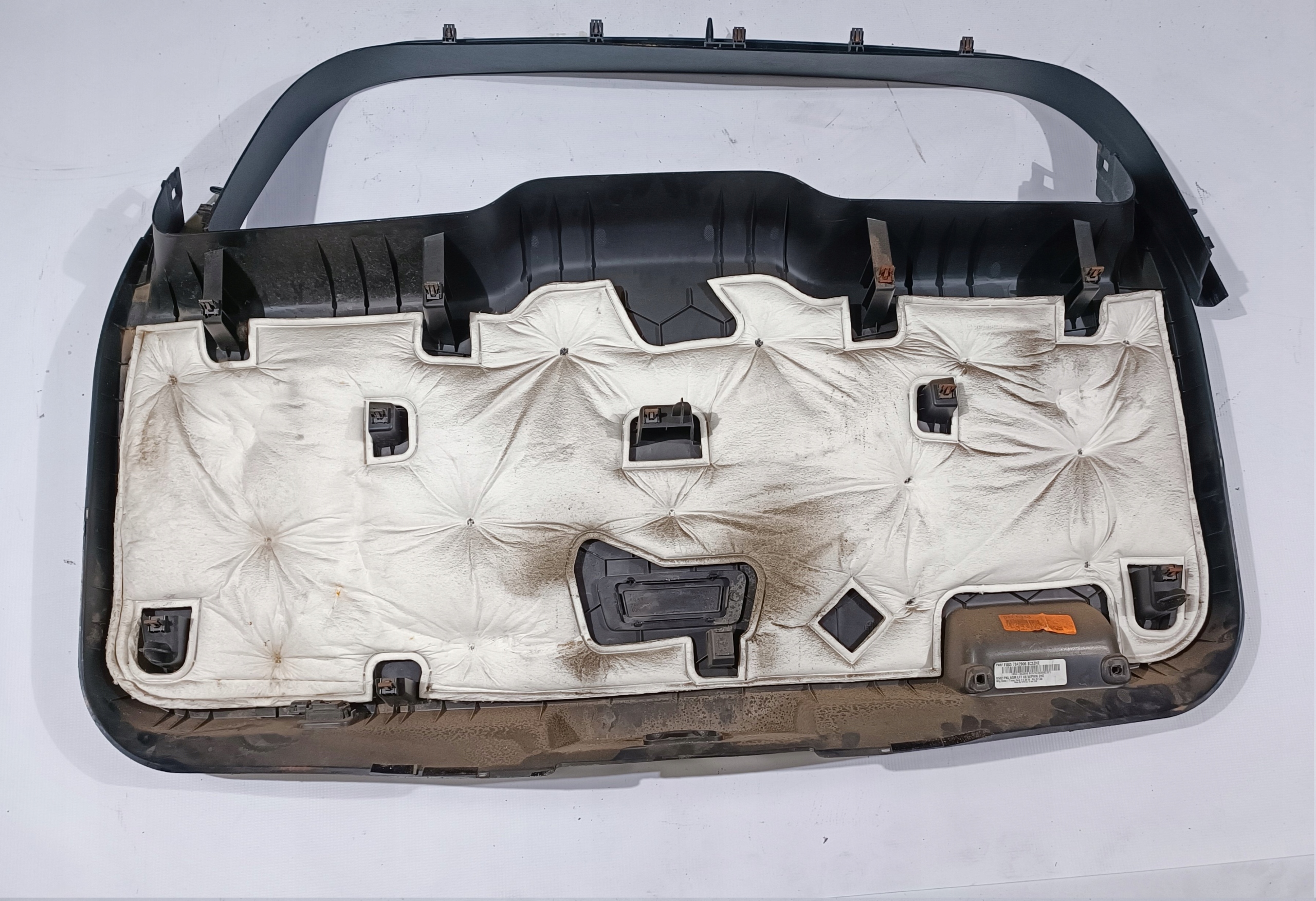upholstery side side bonnet boot Ford Explorer 2016