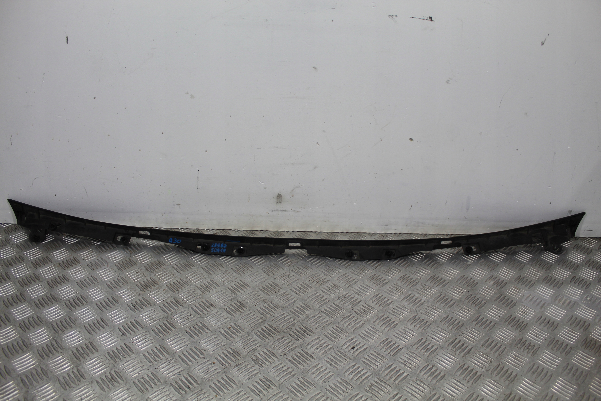 torpedo lower holder INFINITI Q30 289835DA1A