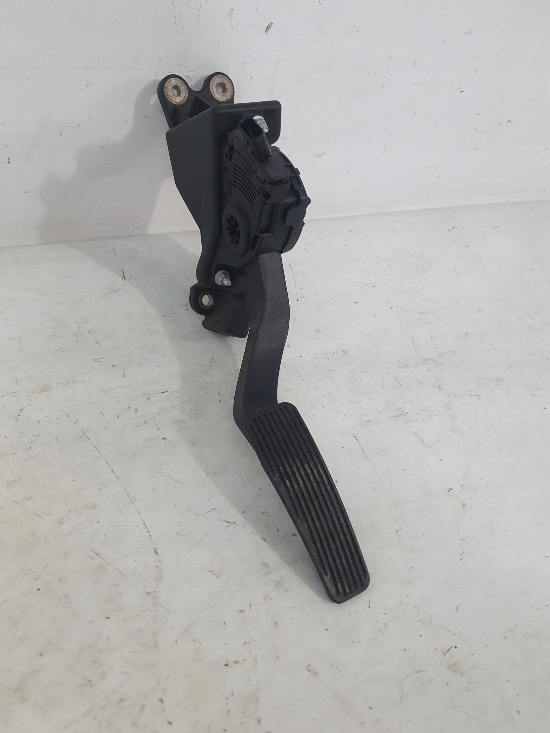 DODGE CHARGER CHALLENGER 15- 3.6 Gaspedal 04861714AF