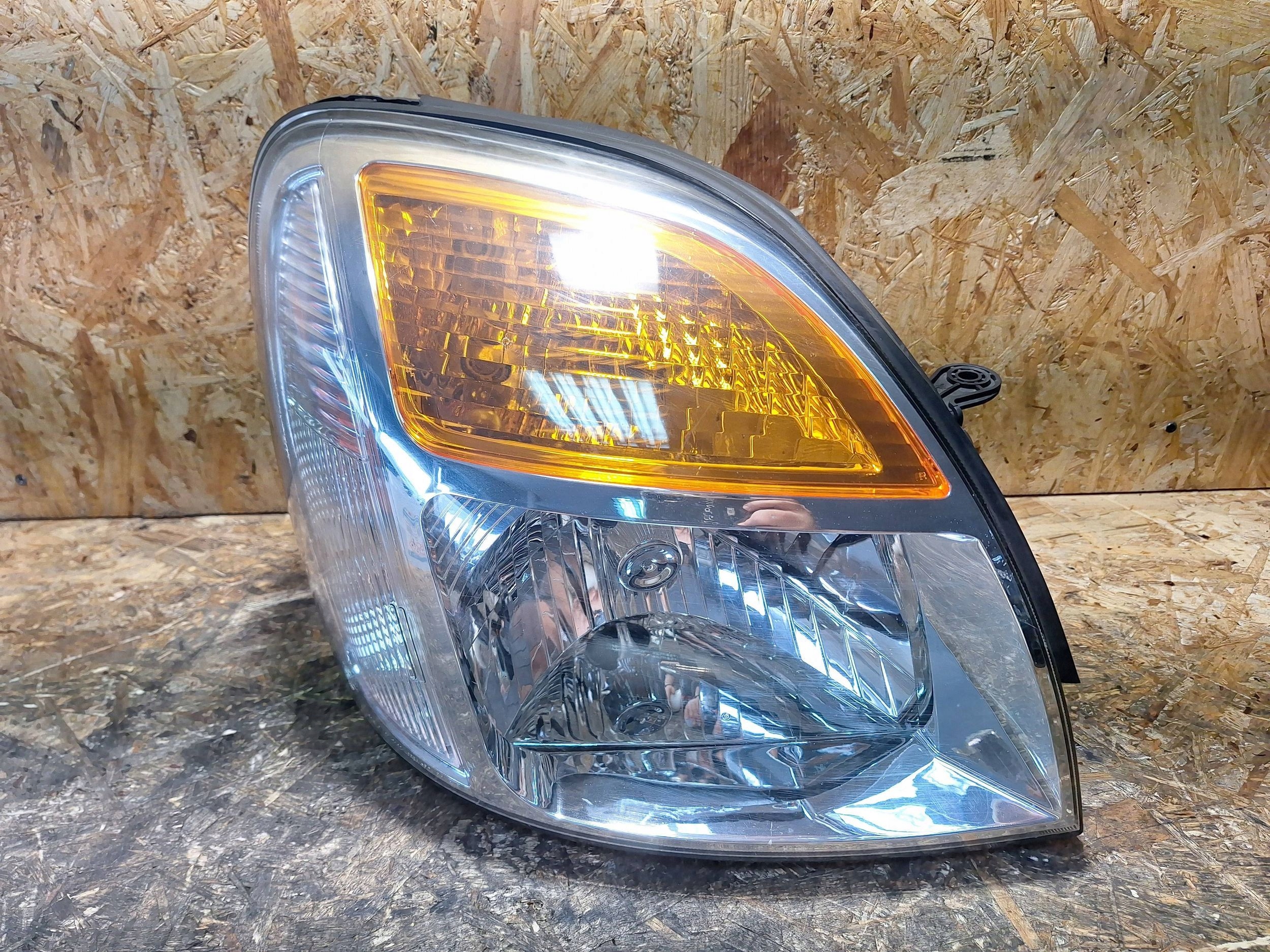 light right front HYUNDAI H1 STAREX 04-07 EUROPA