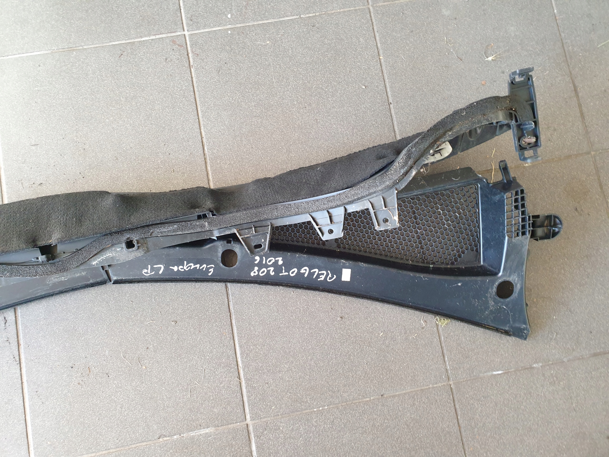 torpedo PEUGEOT 208 2015-2019 LIFT