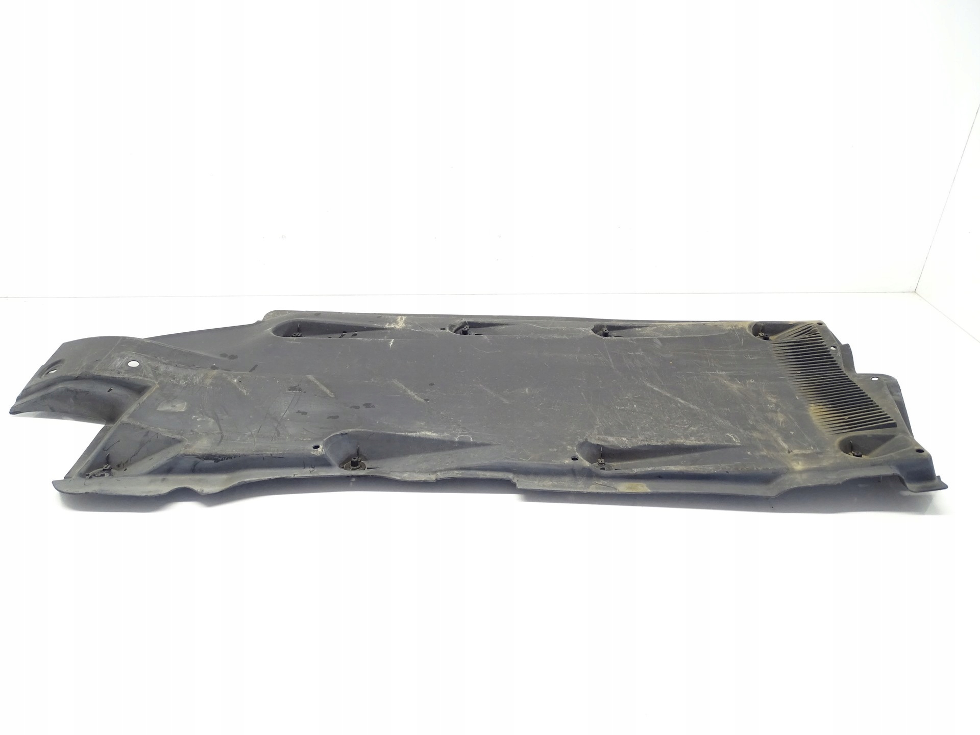 Blende Abdeckung Unterfahrschutz links AUDI A1 S1 8X 6R0825201D