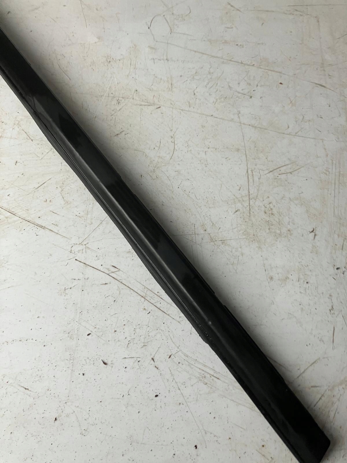 moulding dust door right front PEUGEOT 308 T9