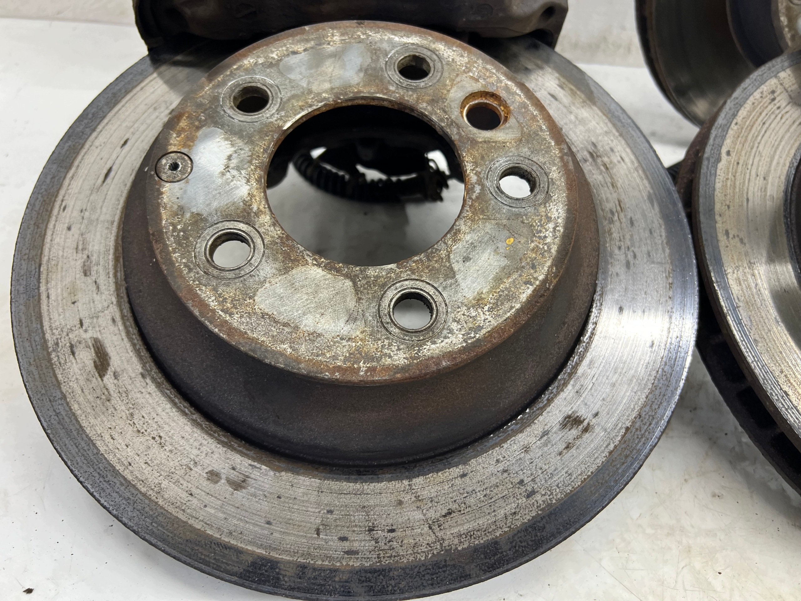 VW TOUAREG and 7L calipers BREMBO front + rear part + discs 330MM 209236062A