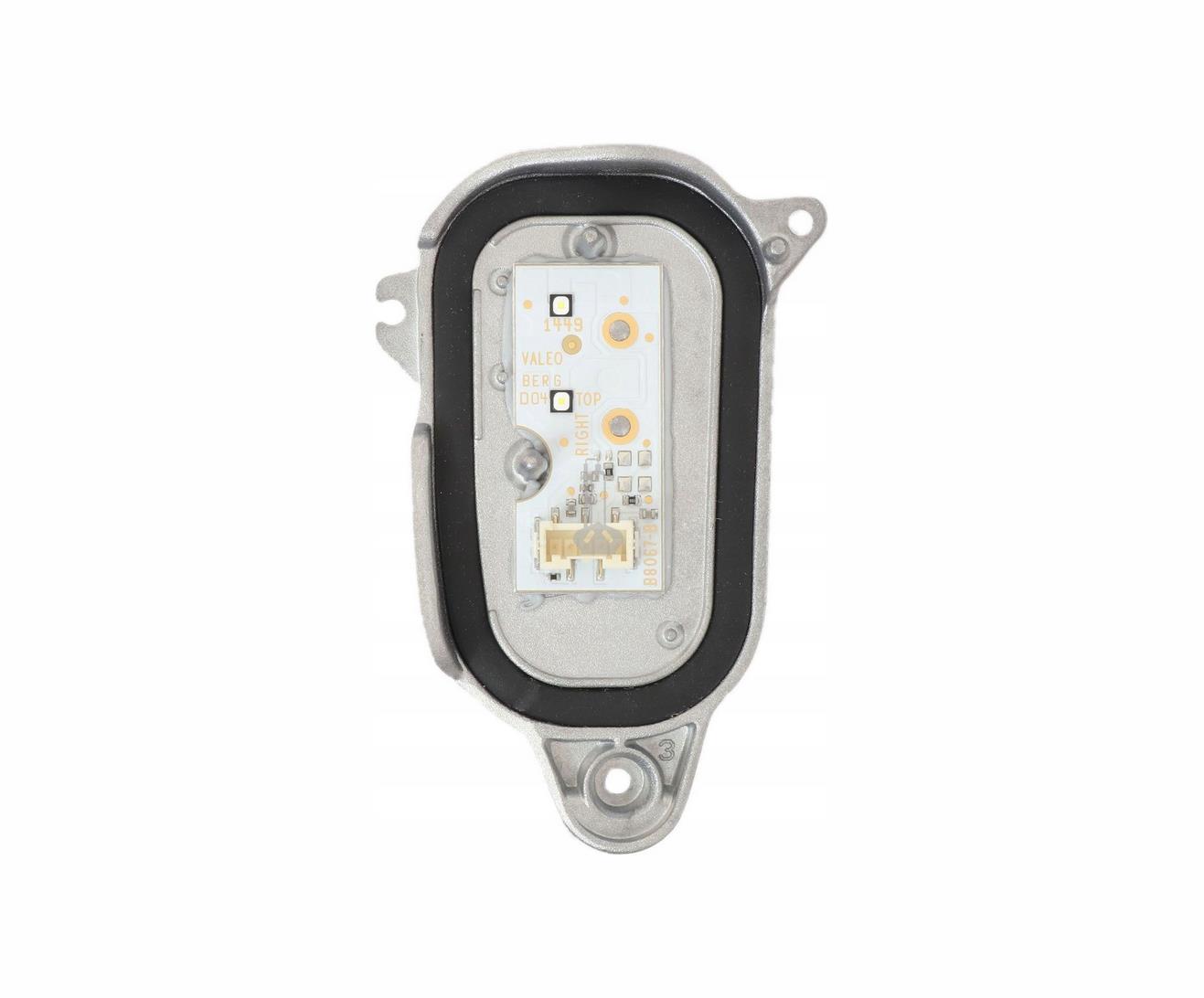 ОДИНИЦЯ КОНТРОЛЮЮЧИЙ DRL ФАРИ LED AUDI Q5r