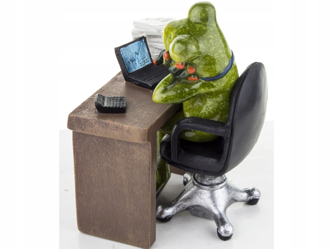 Ozdobna Figurka NA PREZENT - Pan Żaba przy biurku Typ rzeźba (figura)