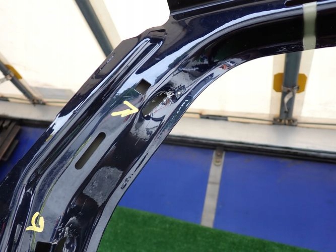 PORSCHE CAYENNE 9Y0 door right rear. rear part