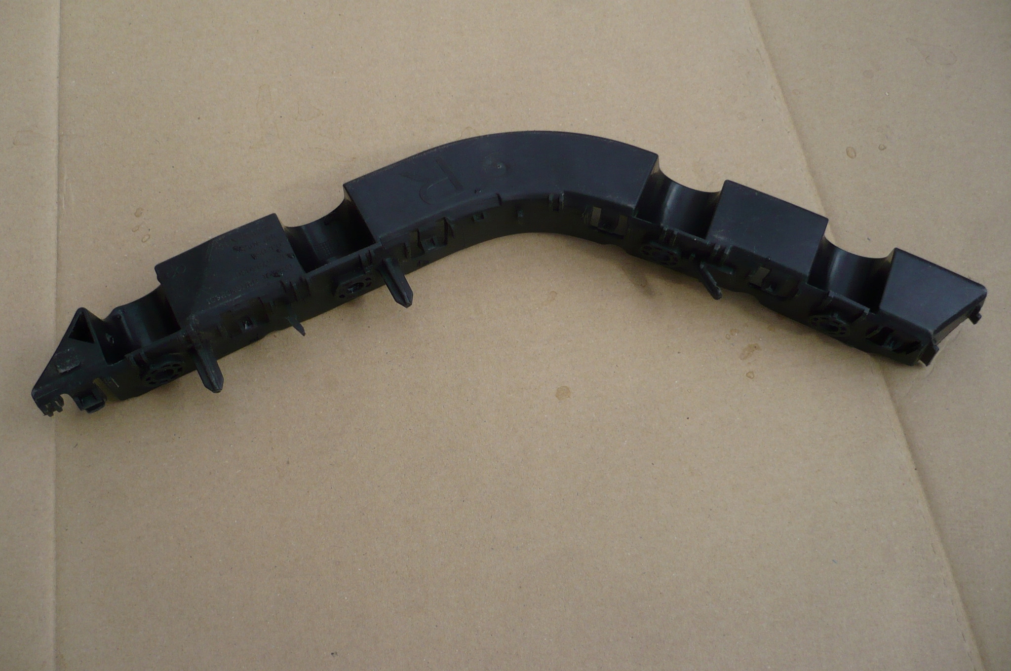 PEUGEOT 301 bumper bracket right rear part