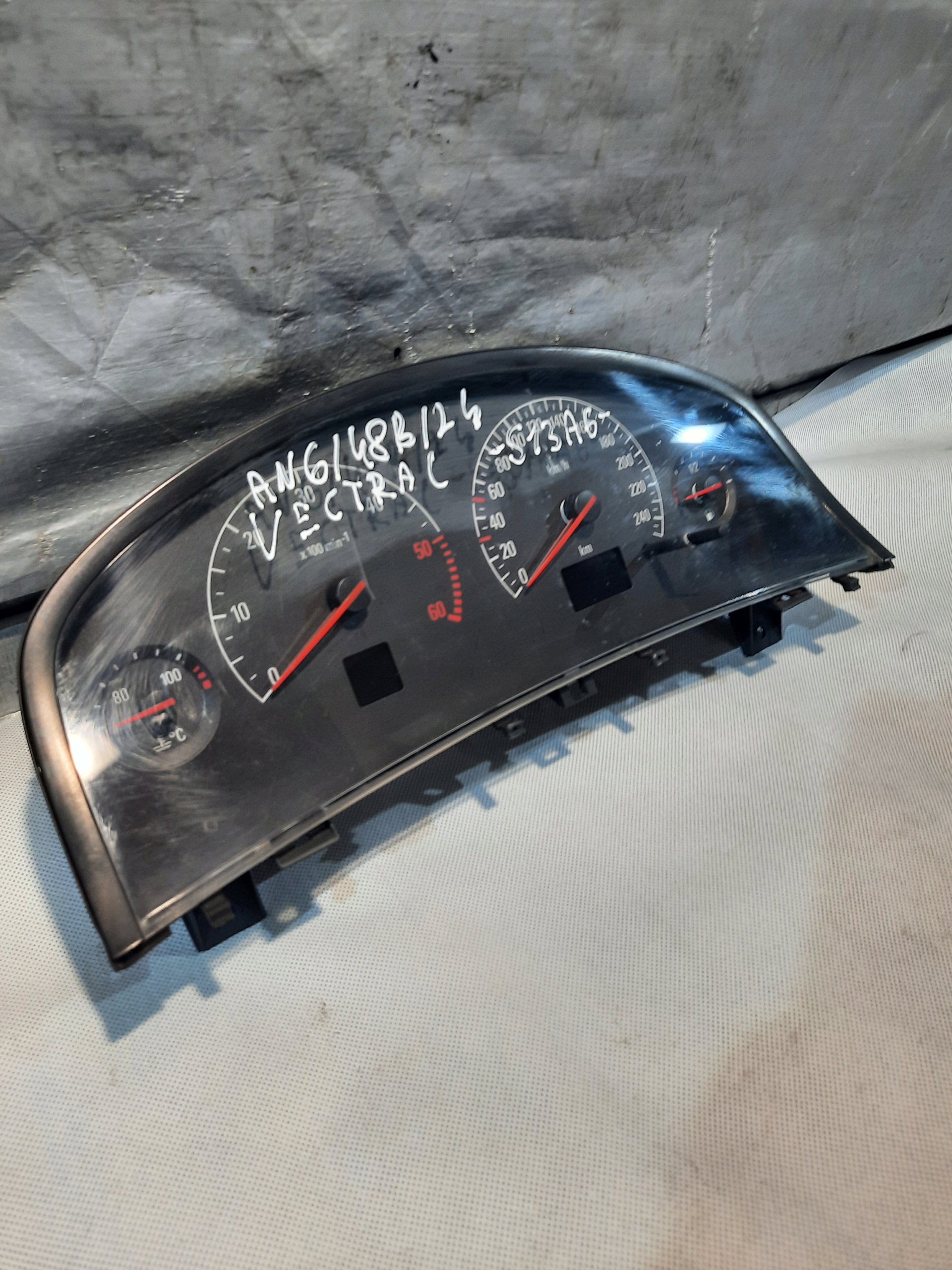 dials OPEL VECTRA C 2.0DTI OE 13140895RQ