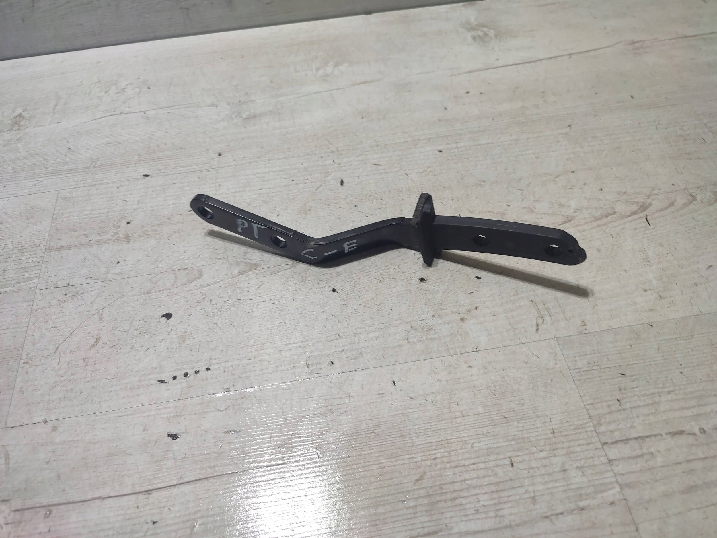 Opel Corsa E 2018 rear part side right hinge bonnet