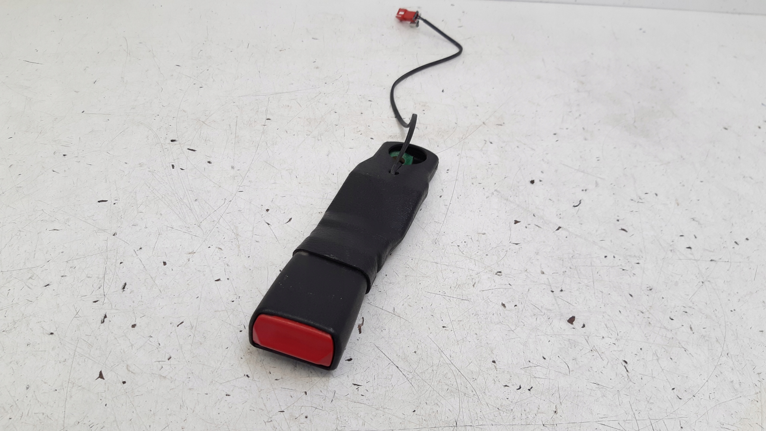 Zapinka seat right front Mercedes ML W163