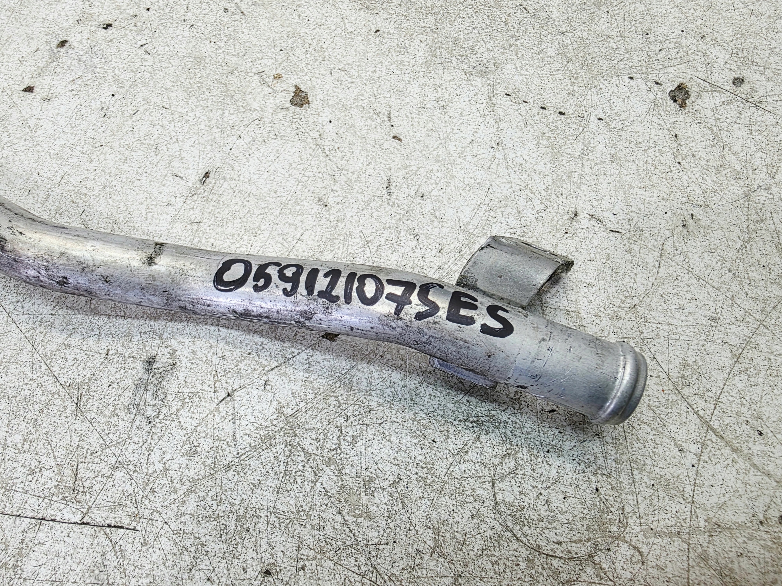hose hose CIECZY CHLODZACEJ AUDI Q7 4M 3.0 TDI 059121075ES