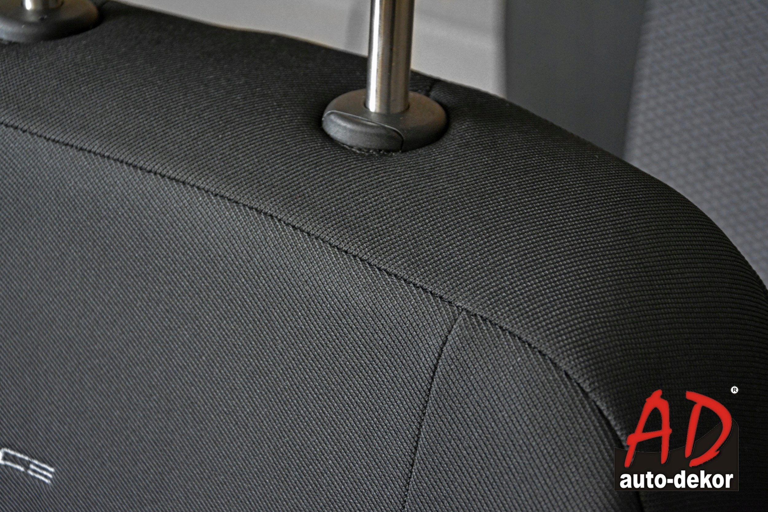 Mercedes Sprinter 2 1 pokrowce samochodowe od 2018 Producent code 746