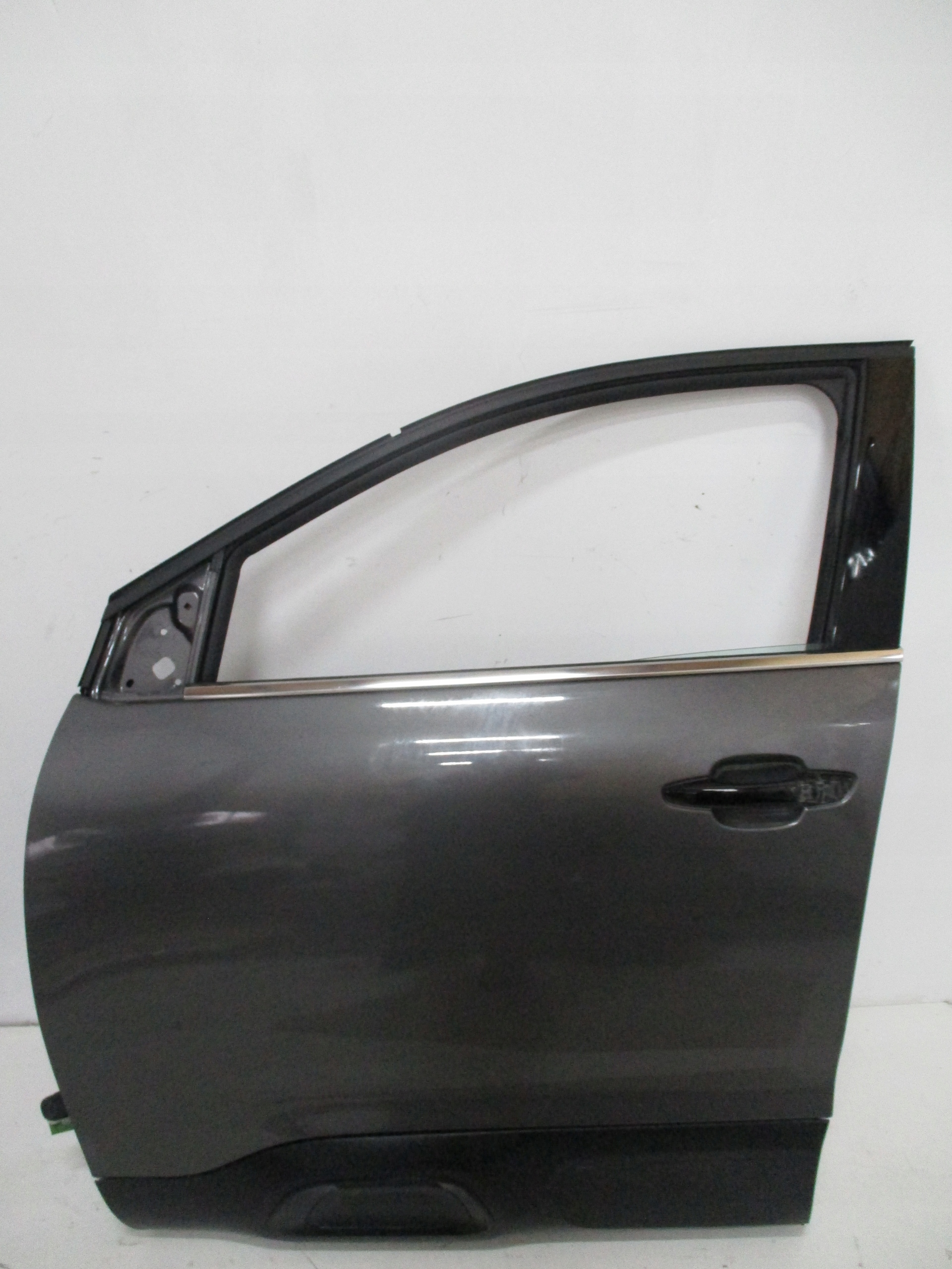 door left front CITROEN C5 AIRCROSS 24R damaged frame