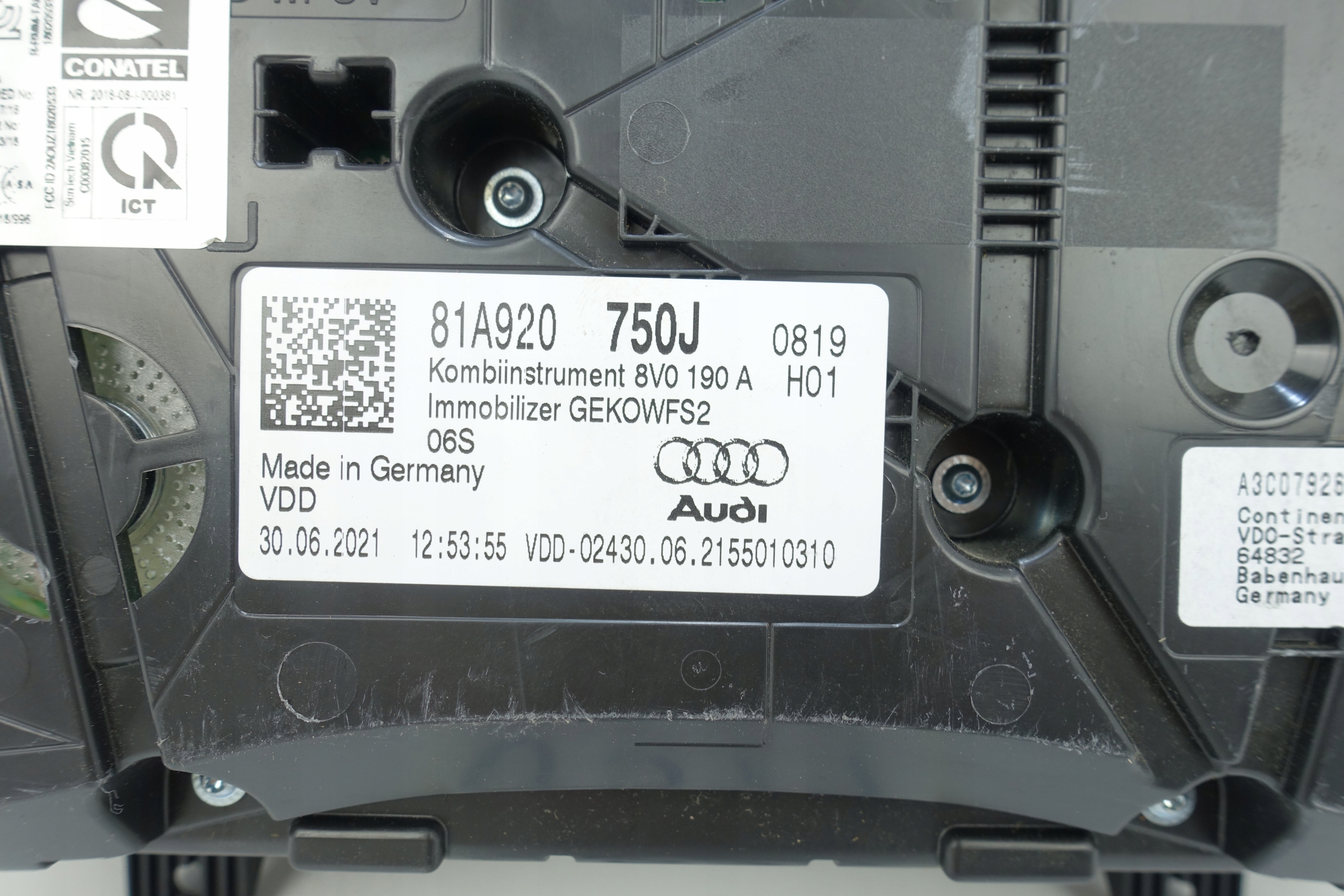 AUDI Q2 81A 2016- dials dials 81A920750J