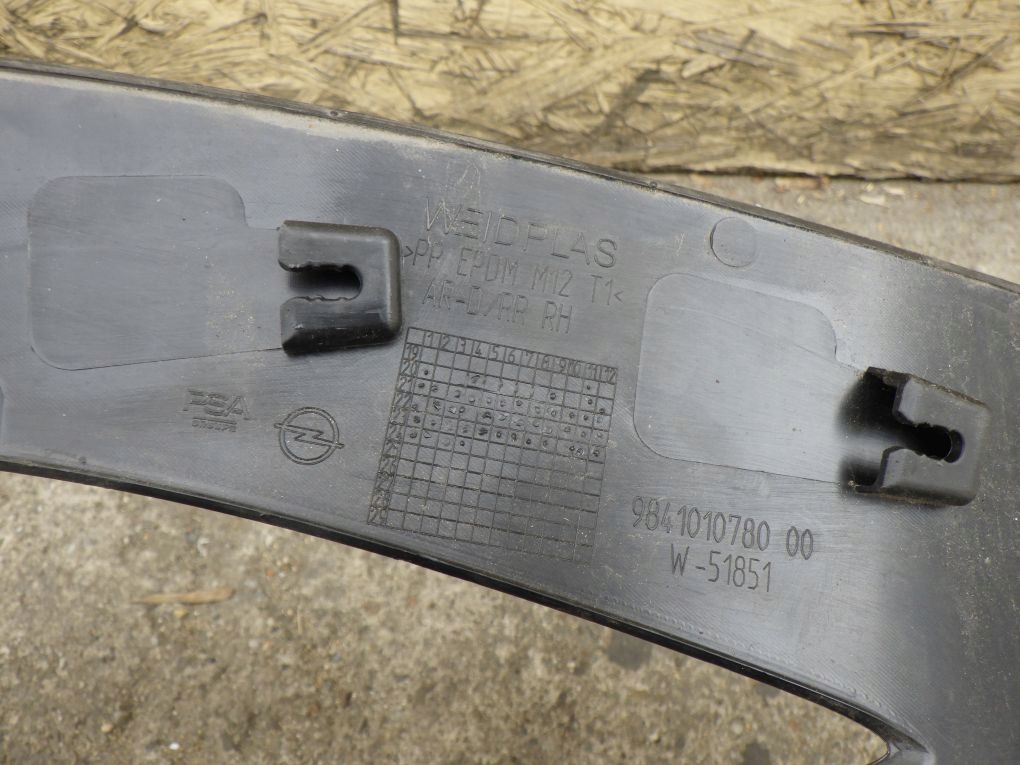 OPEL MOKKA 2 II B 20- moulding door right rear