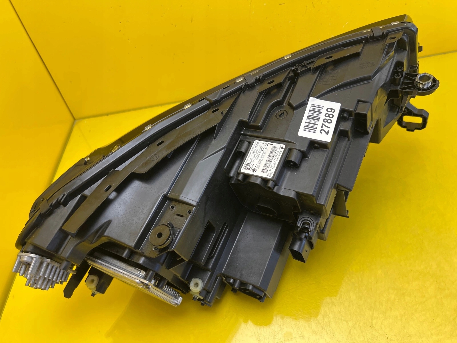 light front left VW Tiguan III Full Led 572941035C