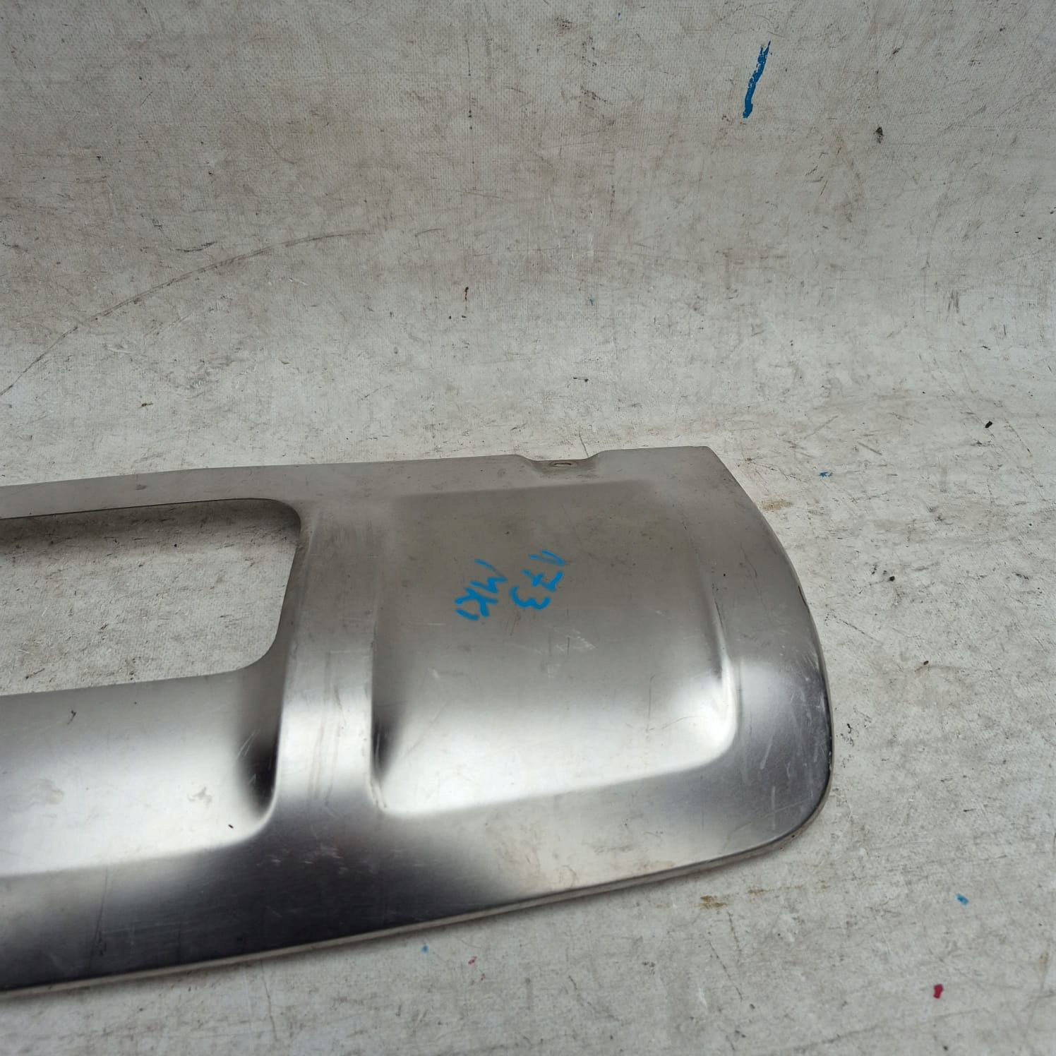 AUDI A6 4F 04-08 ALLROAD spoiler Heckspoiler Blech der Stoßstange heck