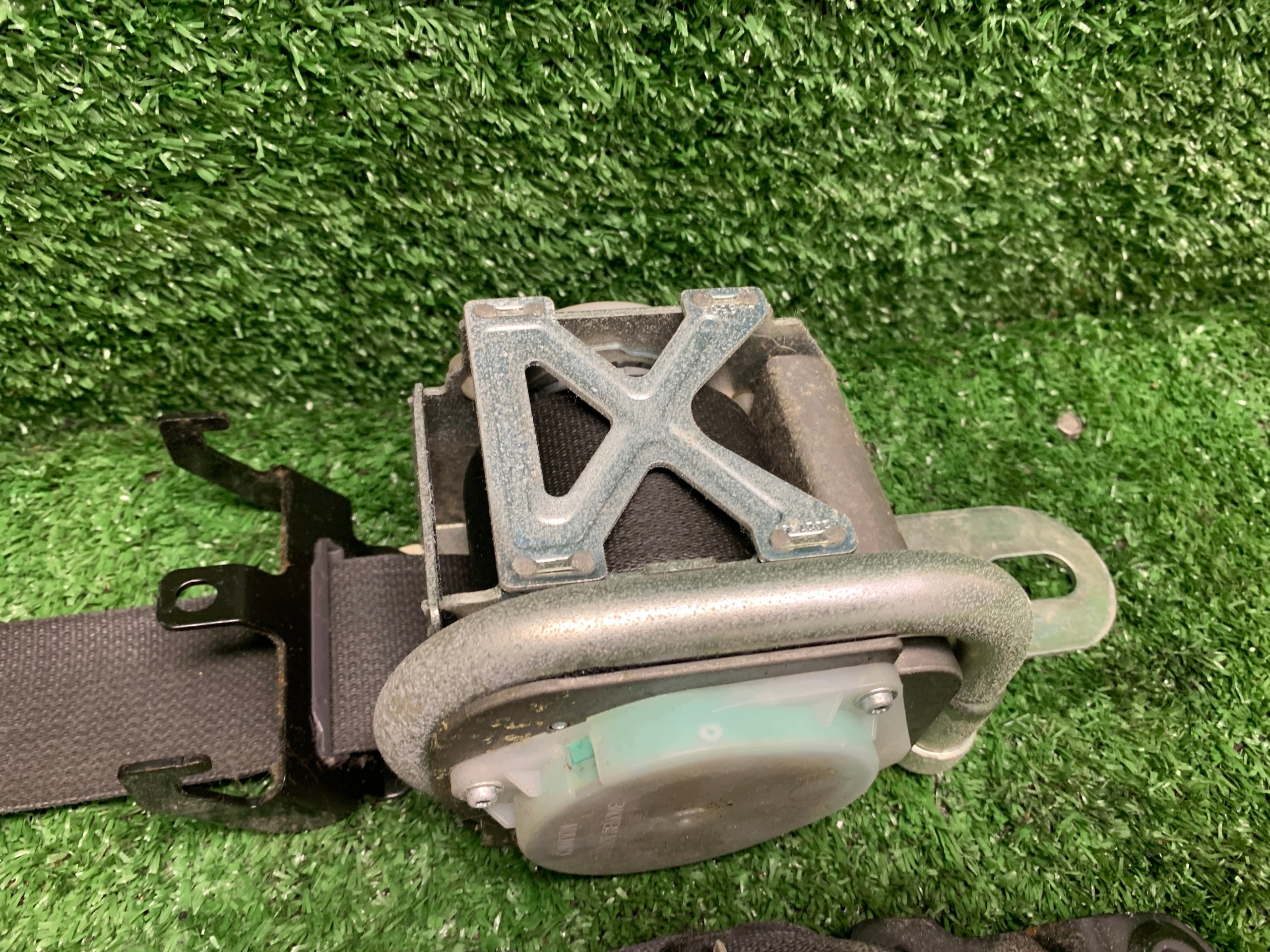 seat belt front left ring CHRYSLER 300C 1AJ792DVAD