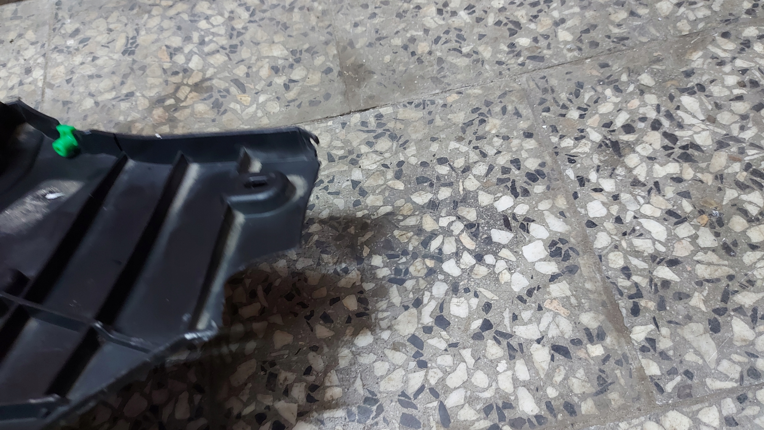 ABSORBER cover below bumper VOLVO XC60 II 21- LIFT