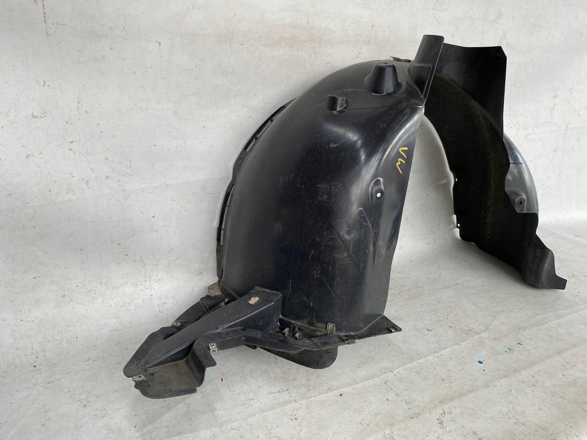 VW TAIGO 2G7 22- mudguard front right 2G7805912A